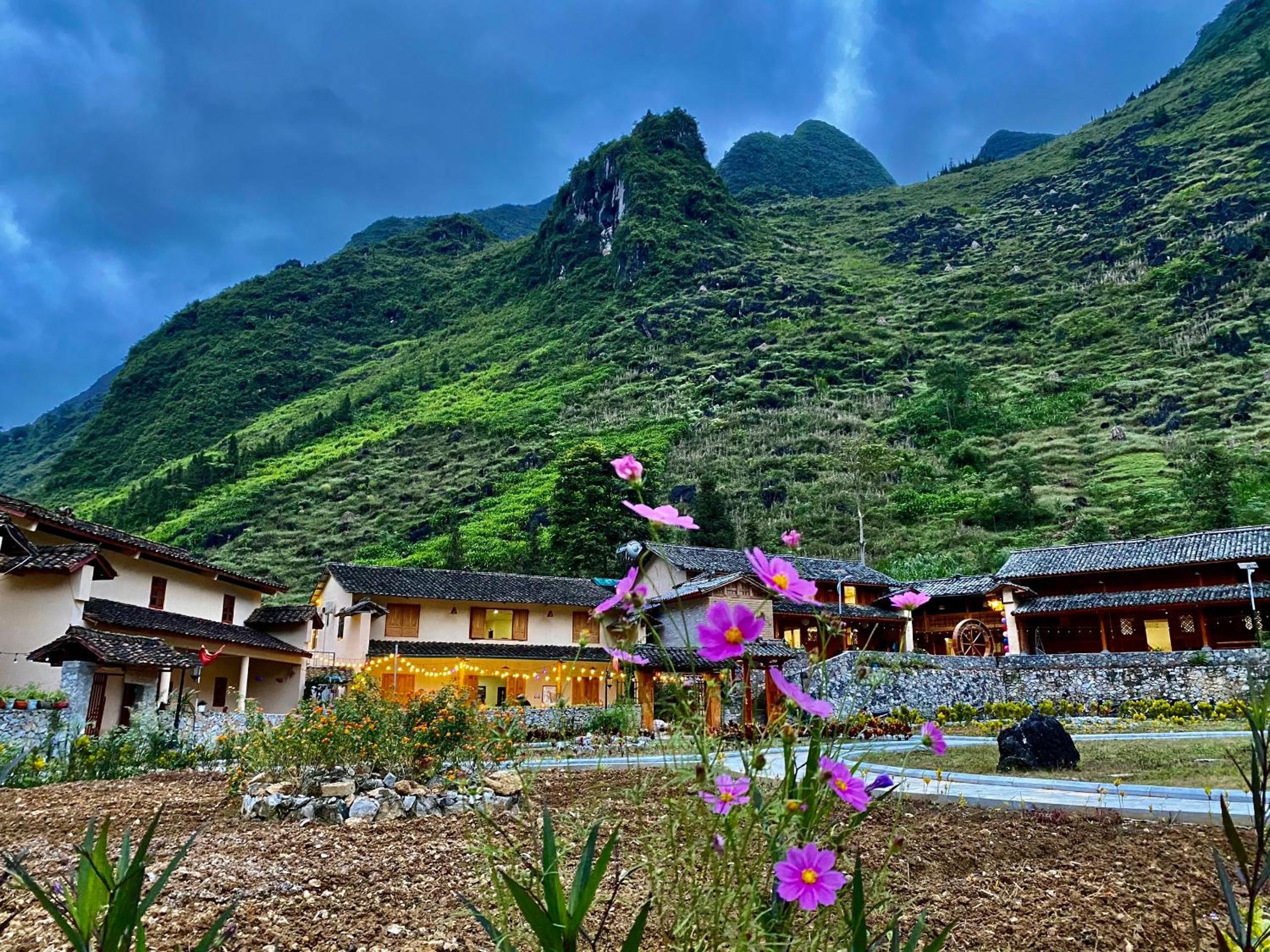O'Chau Meo Vac Homestay Ha Giang view 2