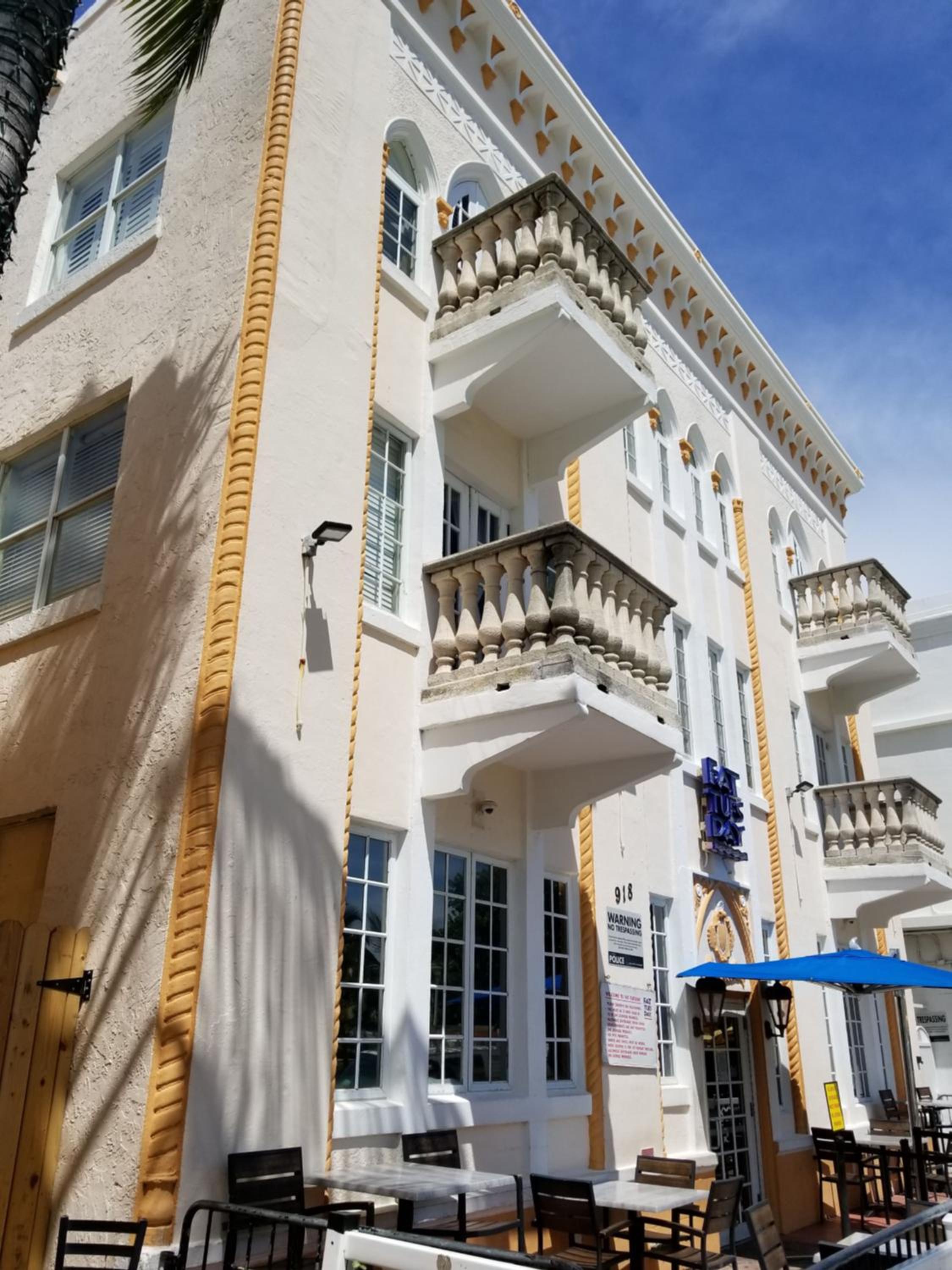 918 SOBE FLATS