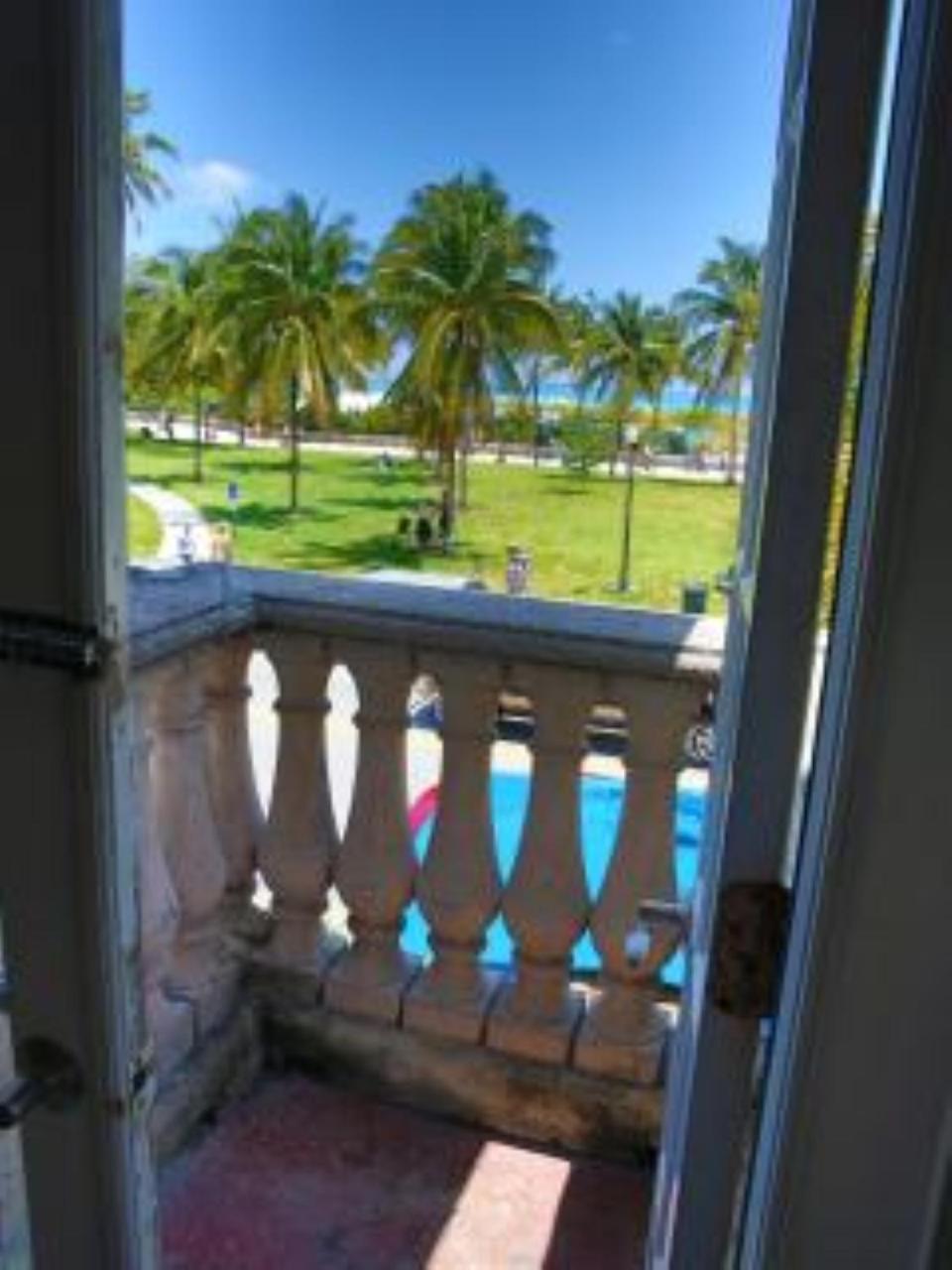 918 SOBE FLATS