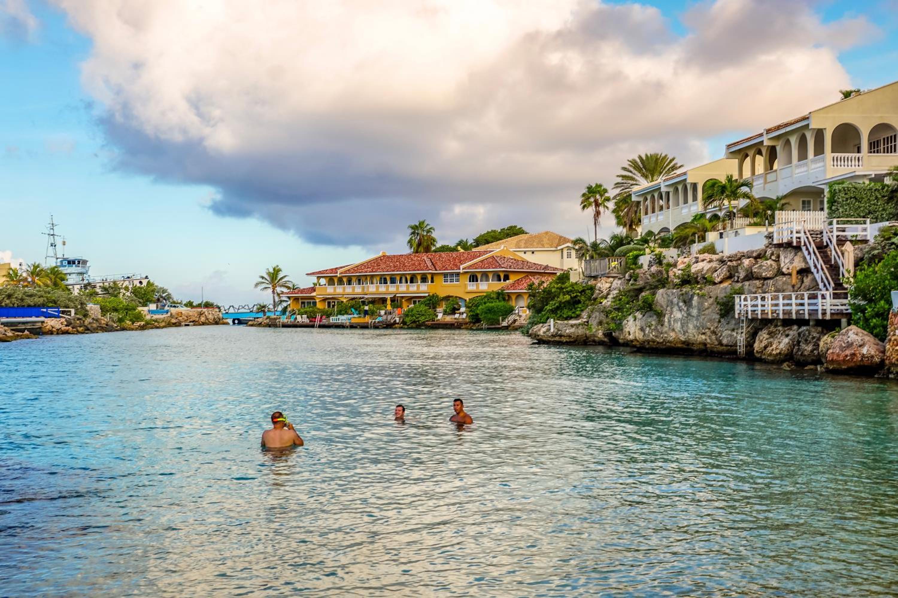 Curacao Luxury Holiday Rentals