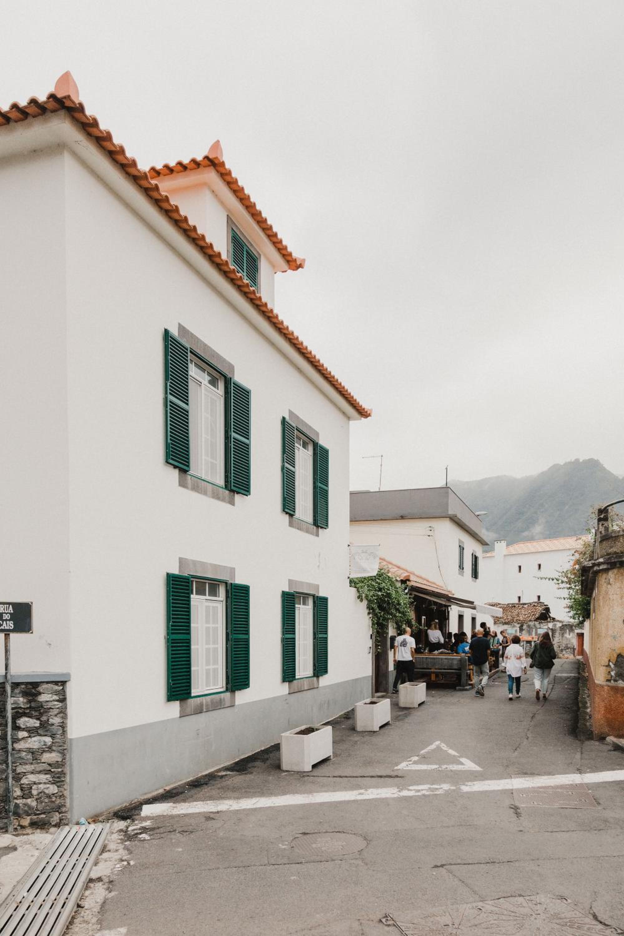 Hotel Jaca Hostel Porto da Cruz - Image 1