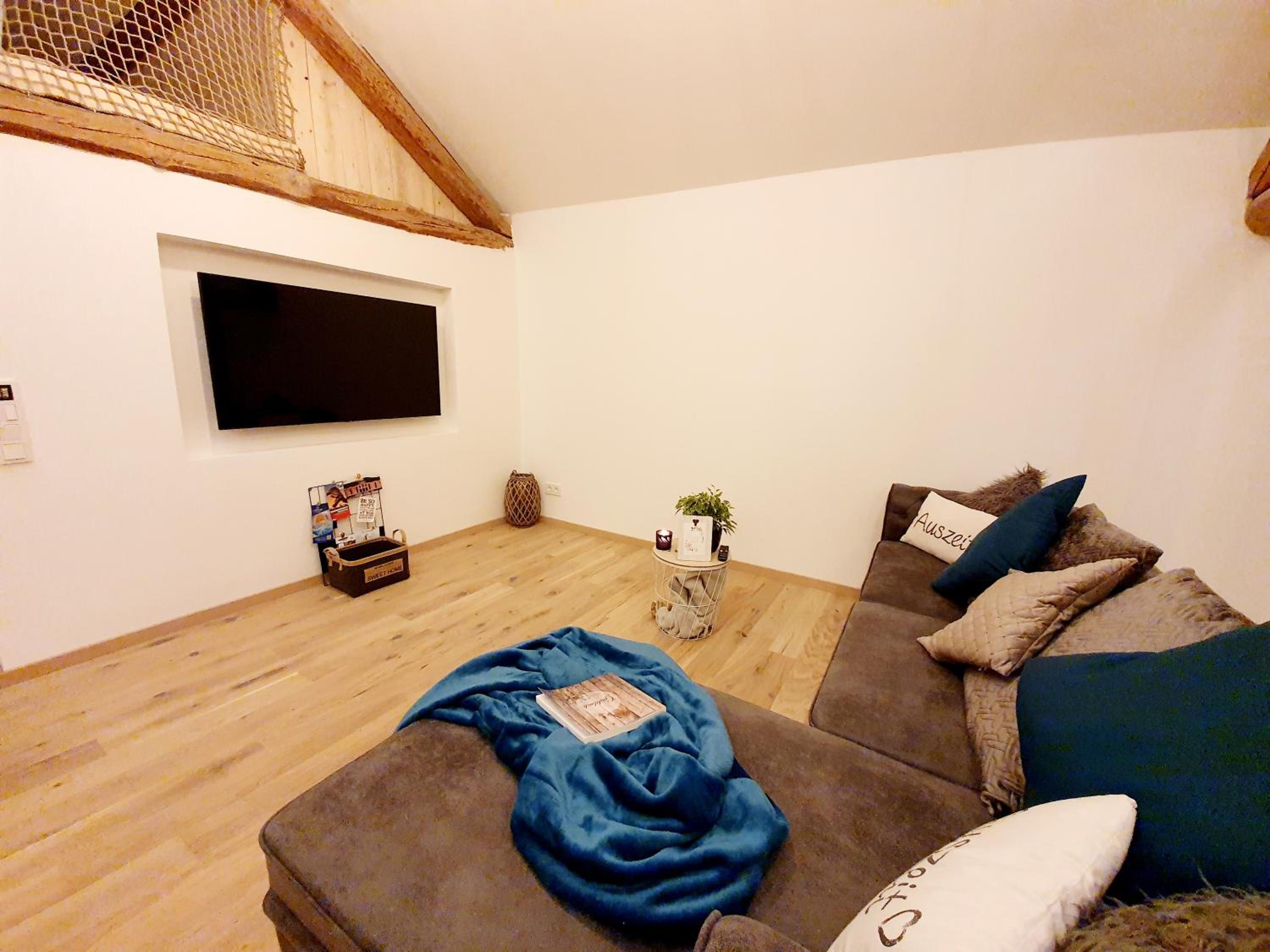Photo 48