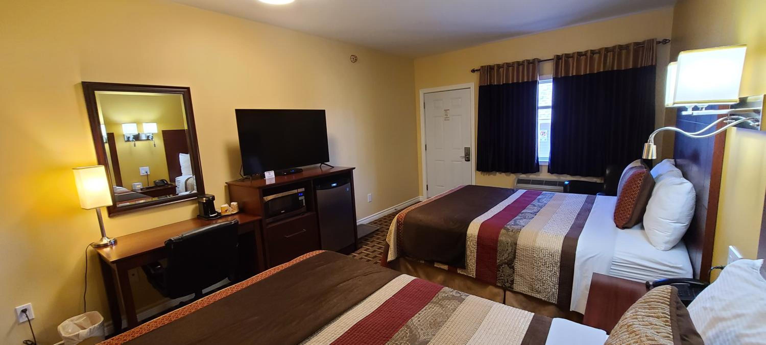 Fox Motor Inn