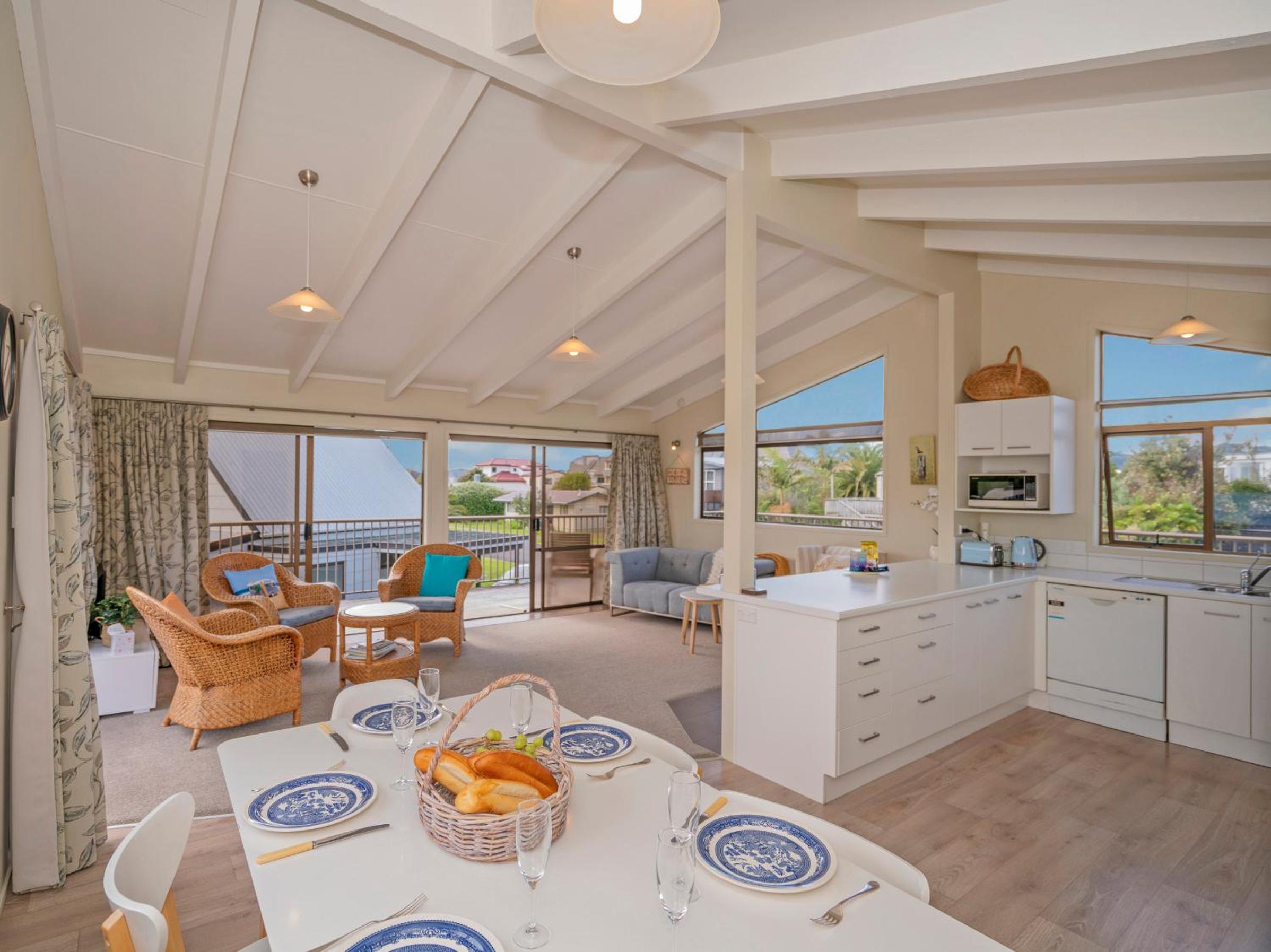 Seabreeze on Cook - Whitianga Holiday Home view 5