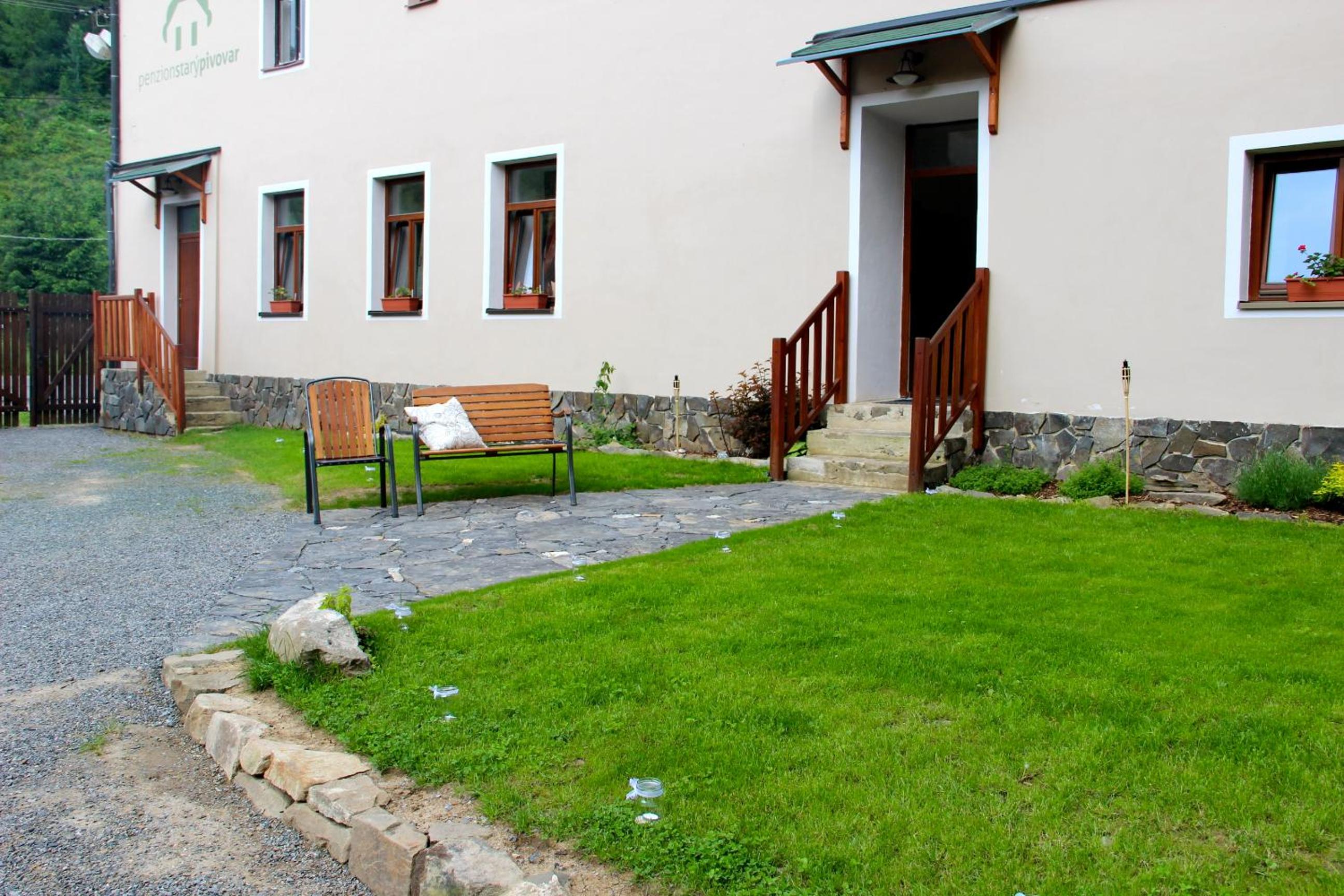 Photo 37