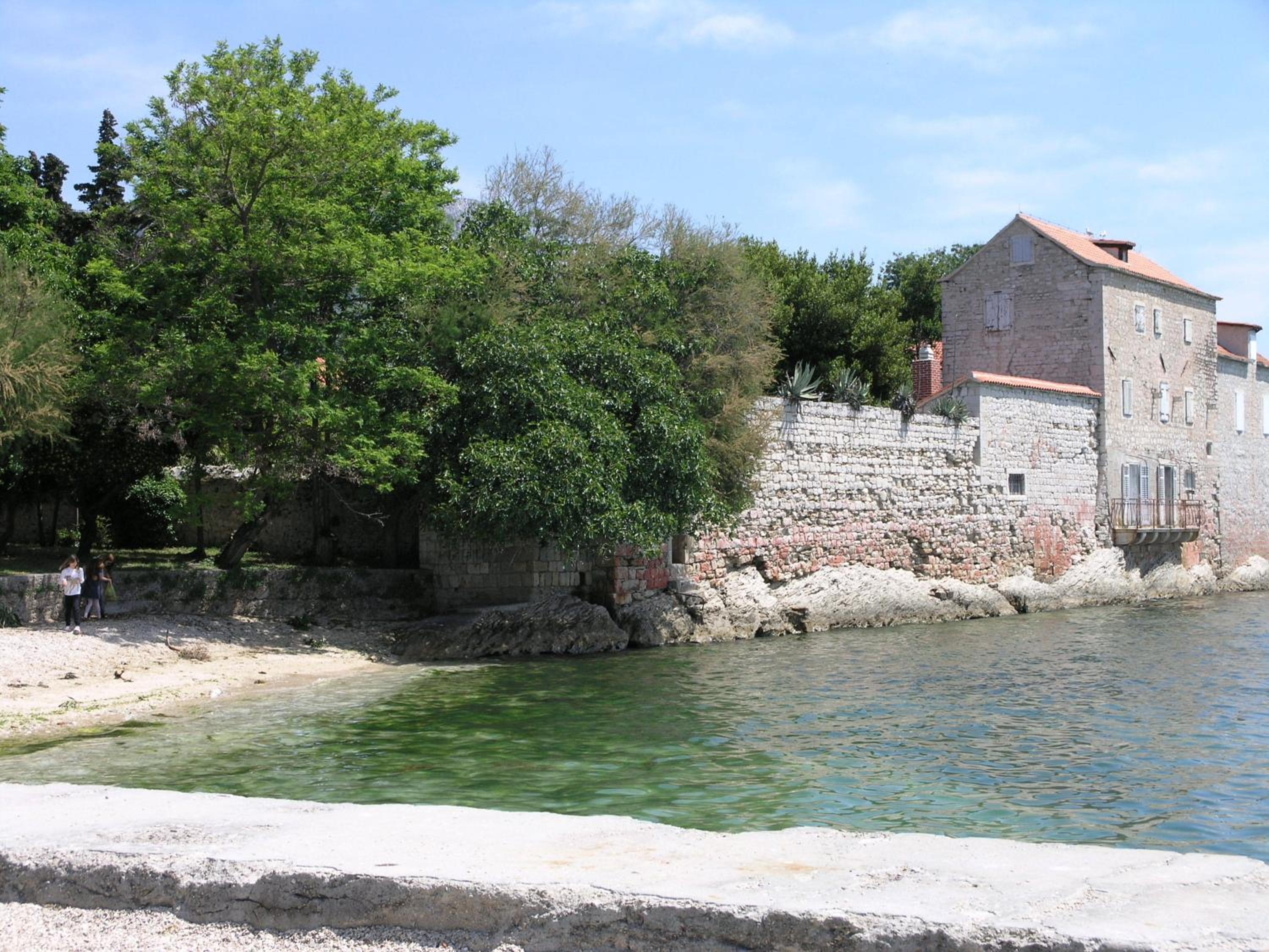 Photo 25