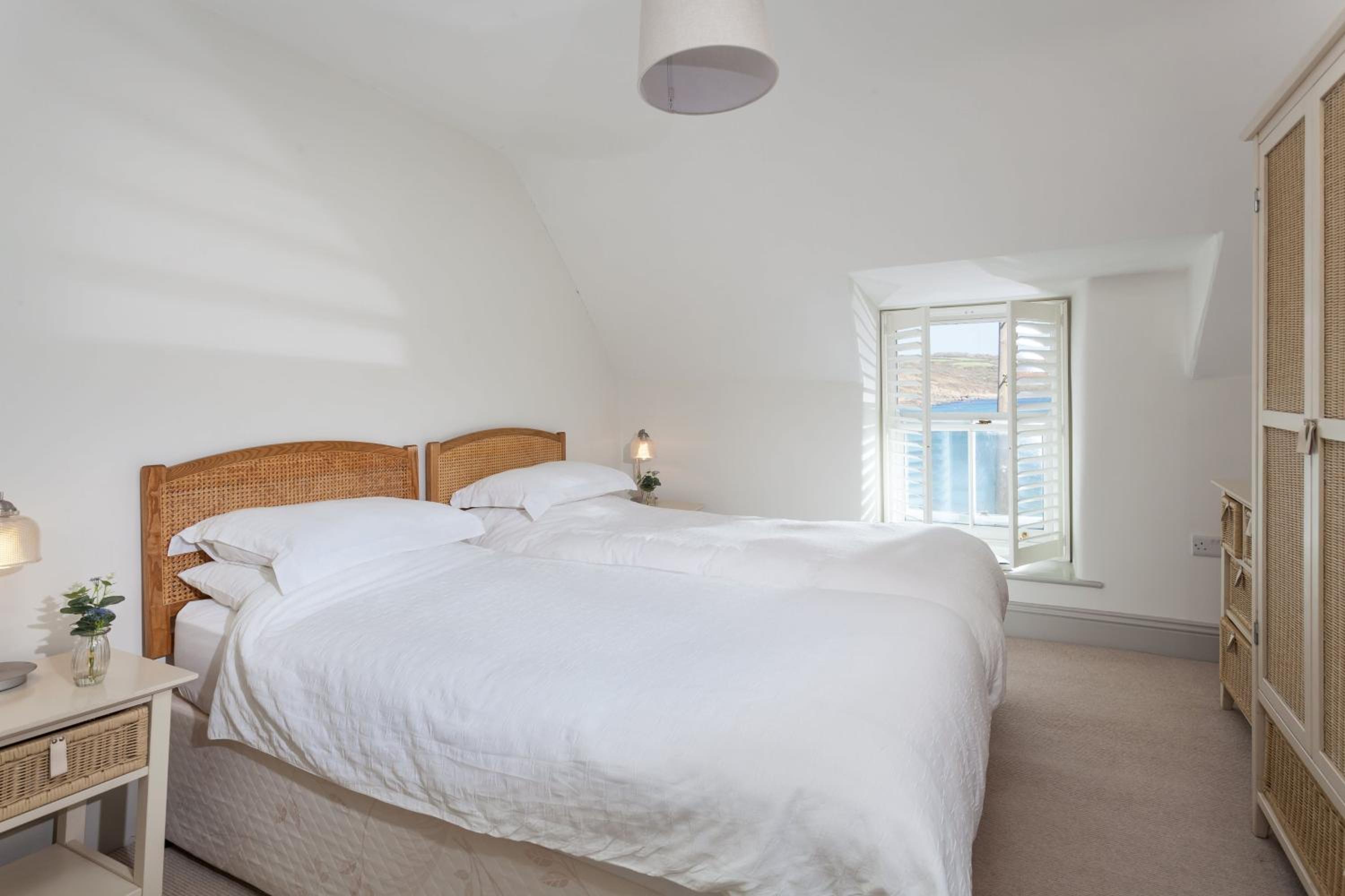 Trevarrow Cottage view 3