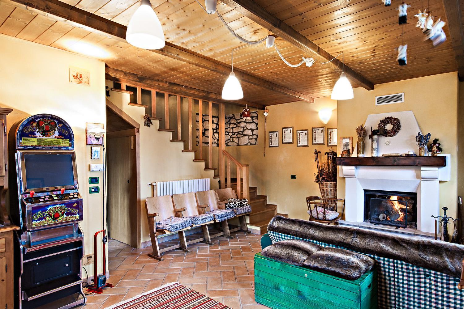 Chalet Mirastelle view 4