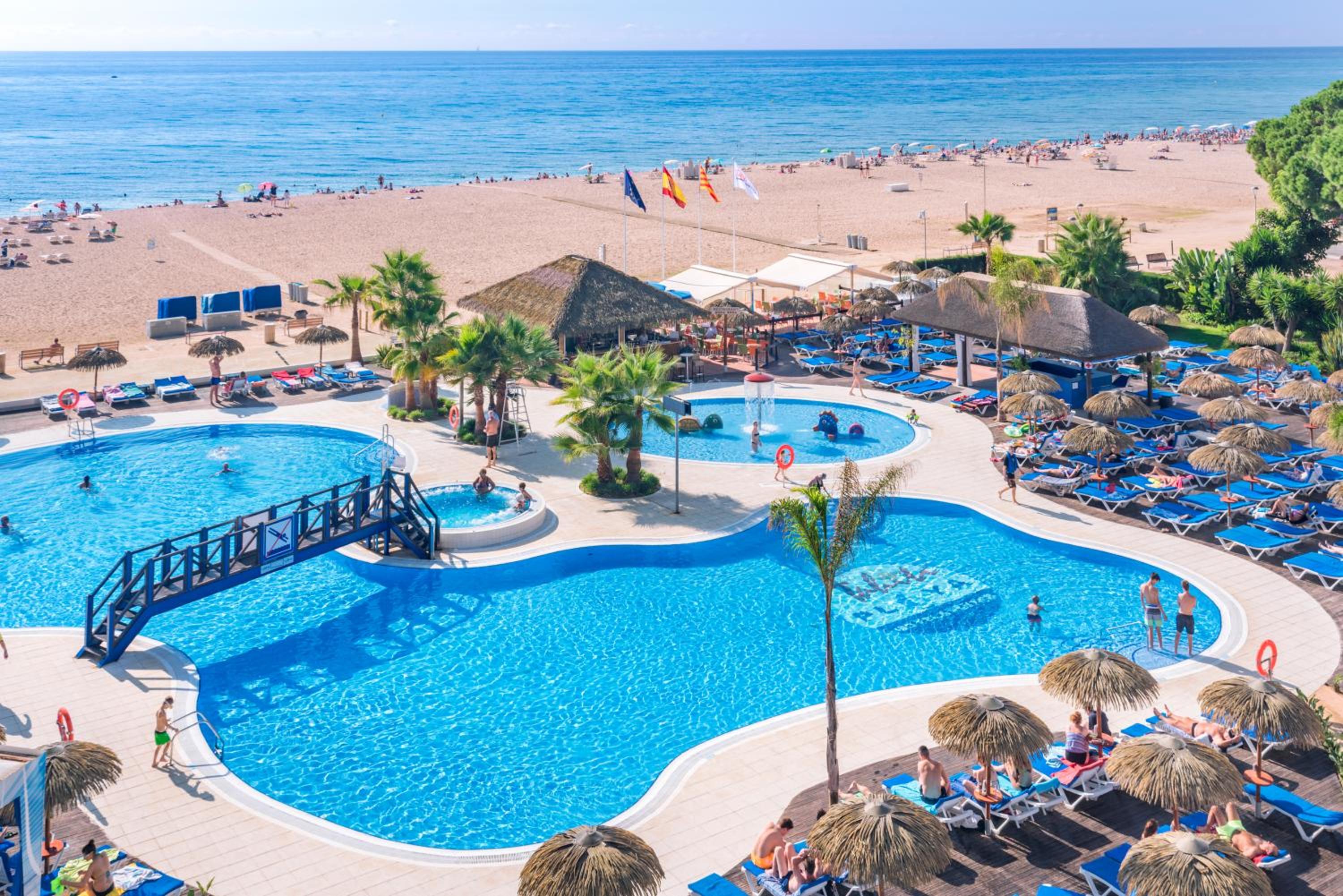 Santa Susanna Vacations - Hotel Tahiti Playa - Property Image 1