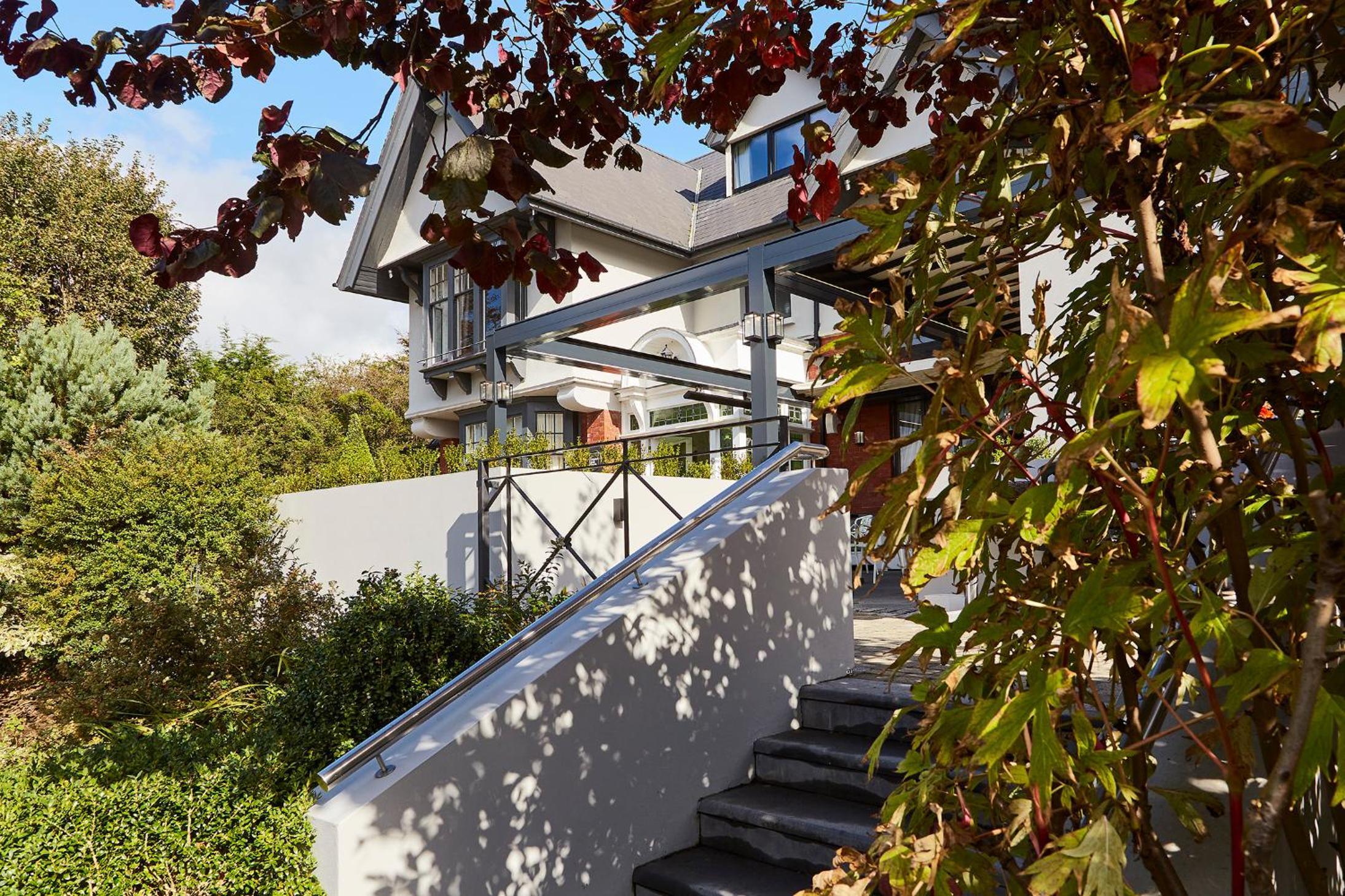 Hotel Killarney Randles Hotel - Image 1