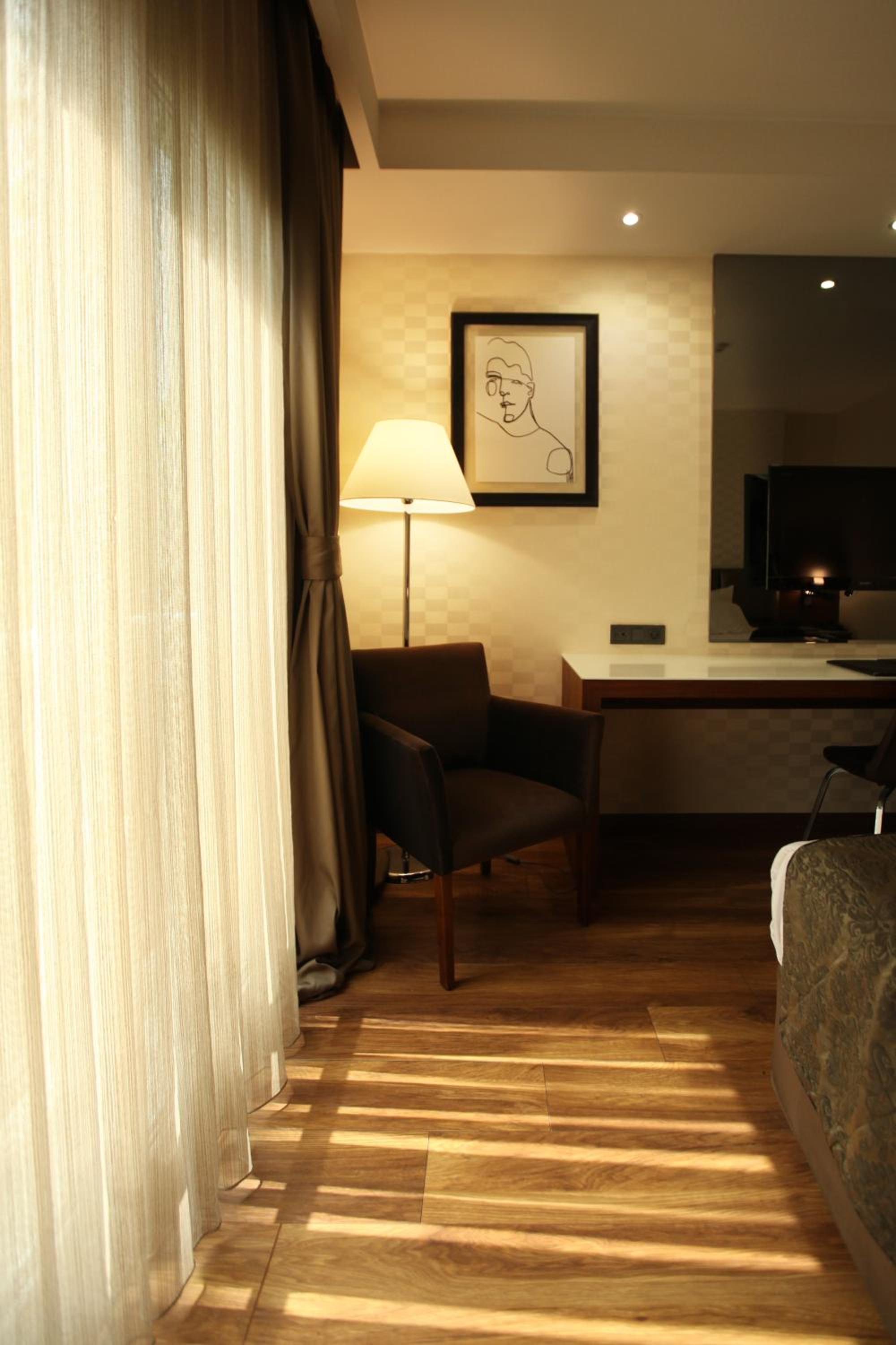 Riva Reşatbey Lüks Otel - Image 47