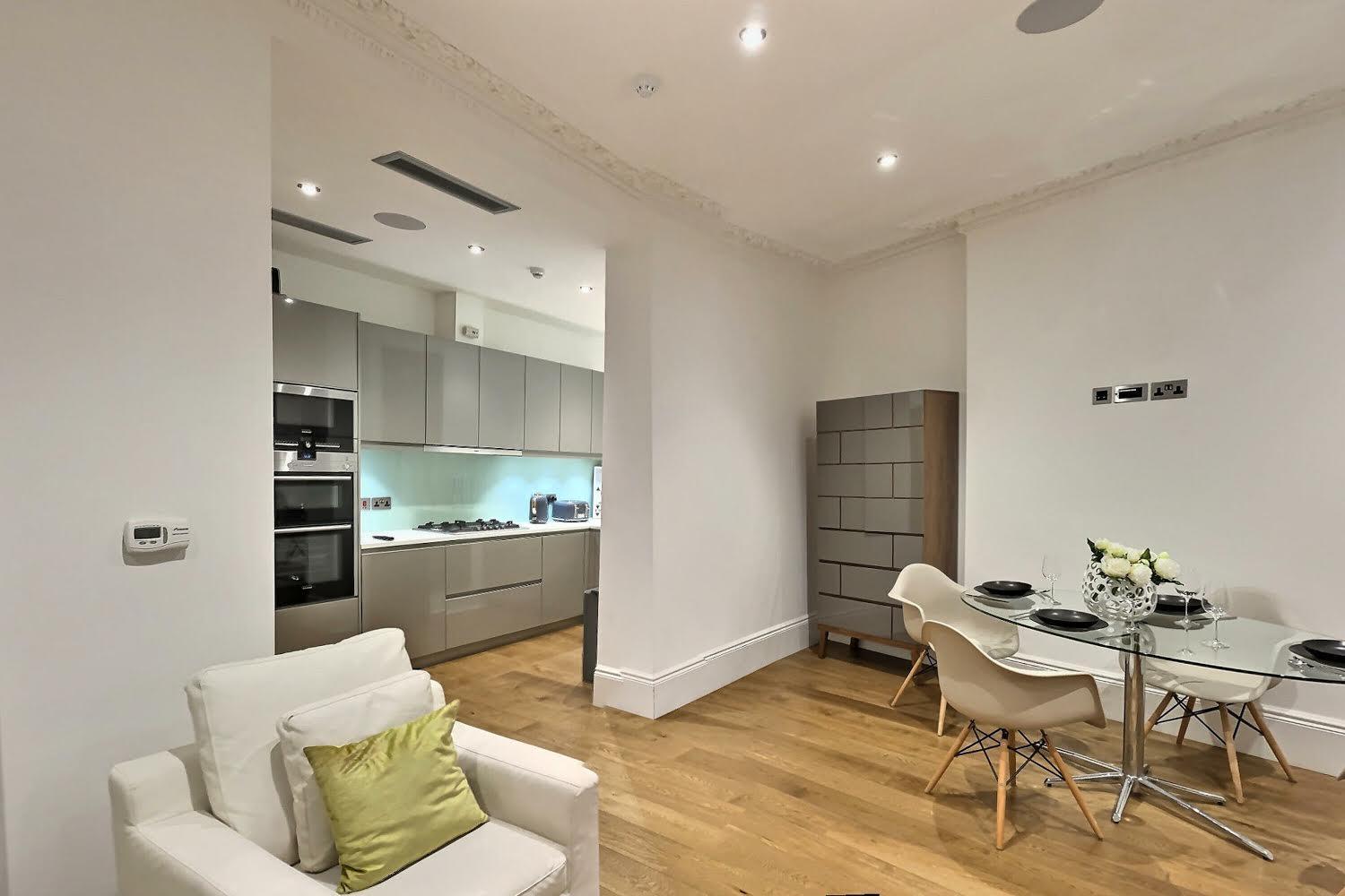 ARCORE London Premium Apartments Shaftesbury Avenue