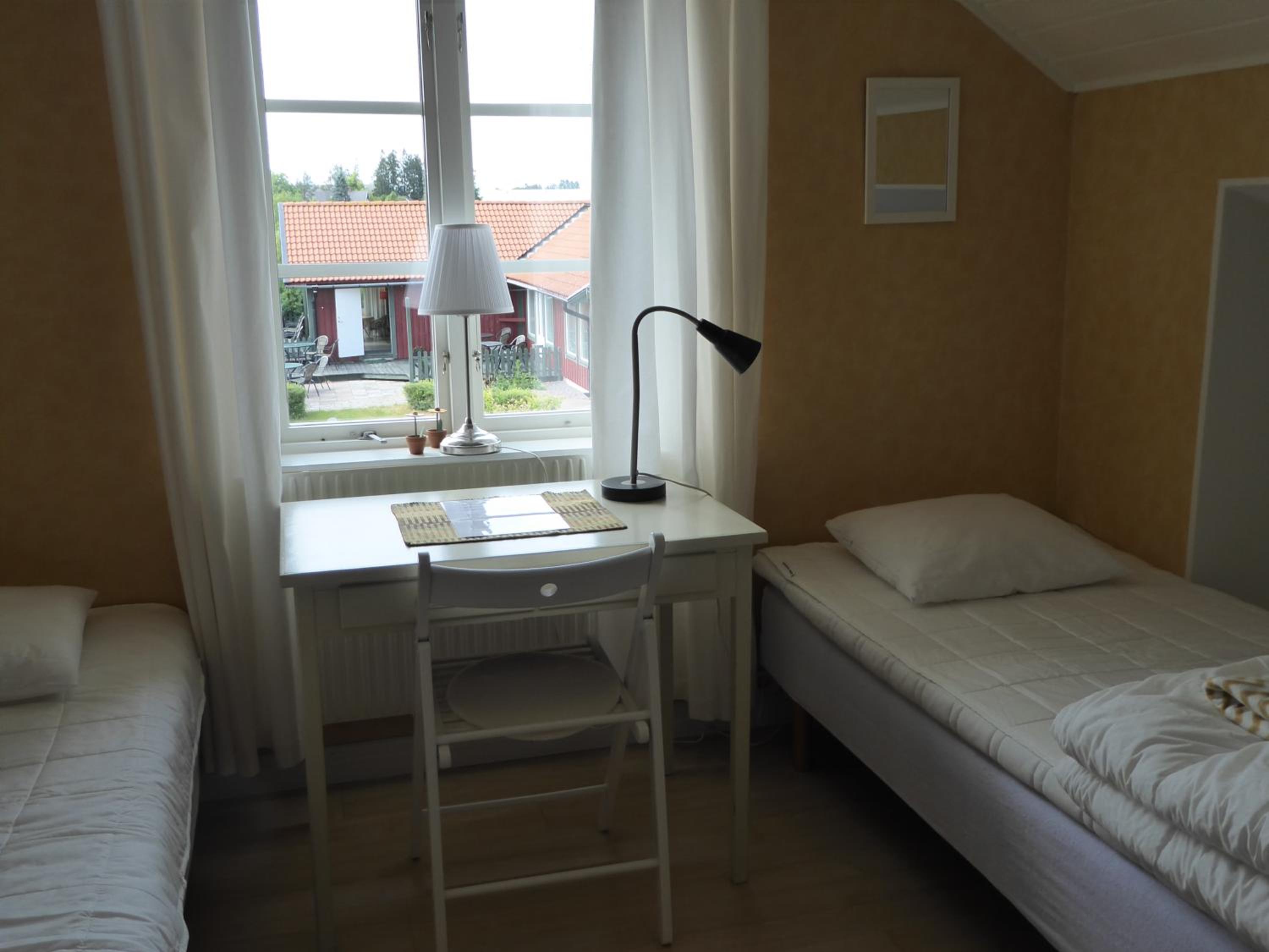 Photo 11