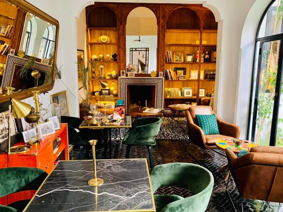 lounge