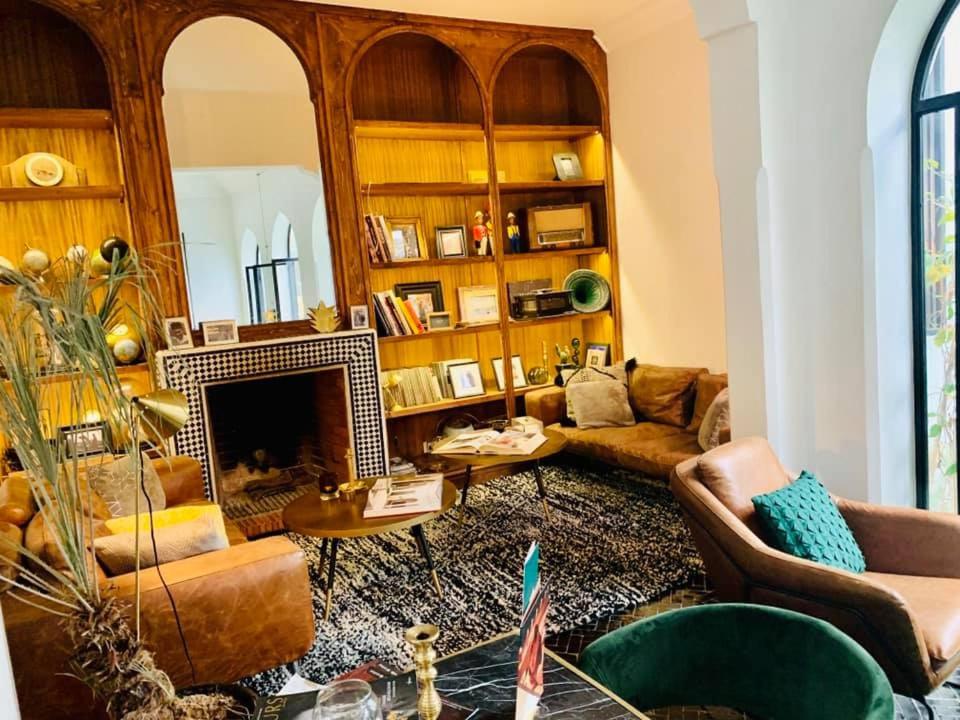 lounge