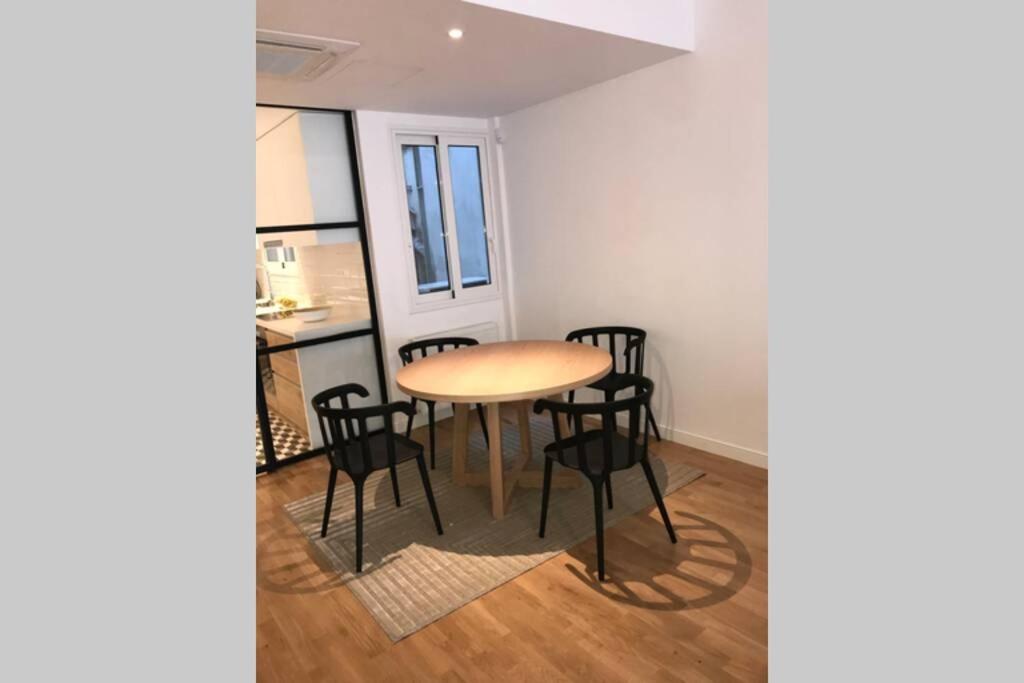 Luxury 2 bedroom 2 bathroom flat in Kolonaki !