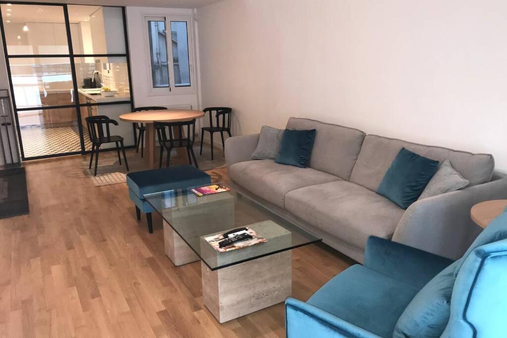 Luxury 2 bedroom 2 bathroom flat in Kolonaki !
