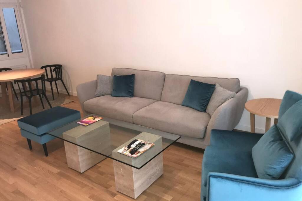 Luxury 2 bedroom 2 bathroom flat in Kolonaki !