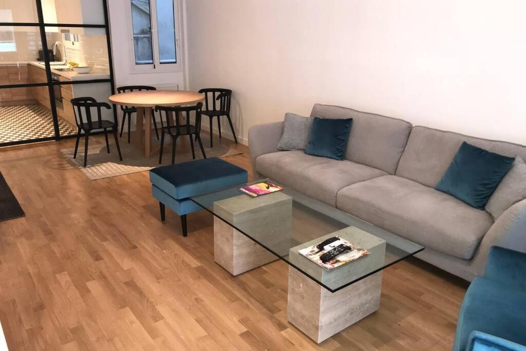 Luxury 2 bedroom 2 bathroom flat in Kolonaki !