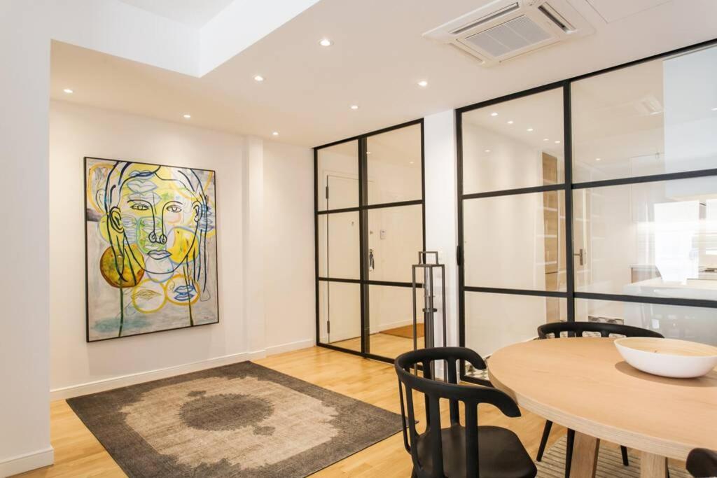 Luxury 2 bedroom 2 bathroom flat in Kolonaki !