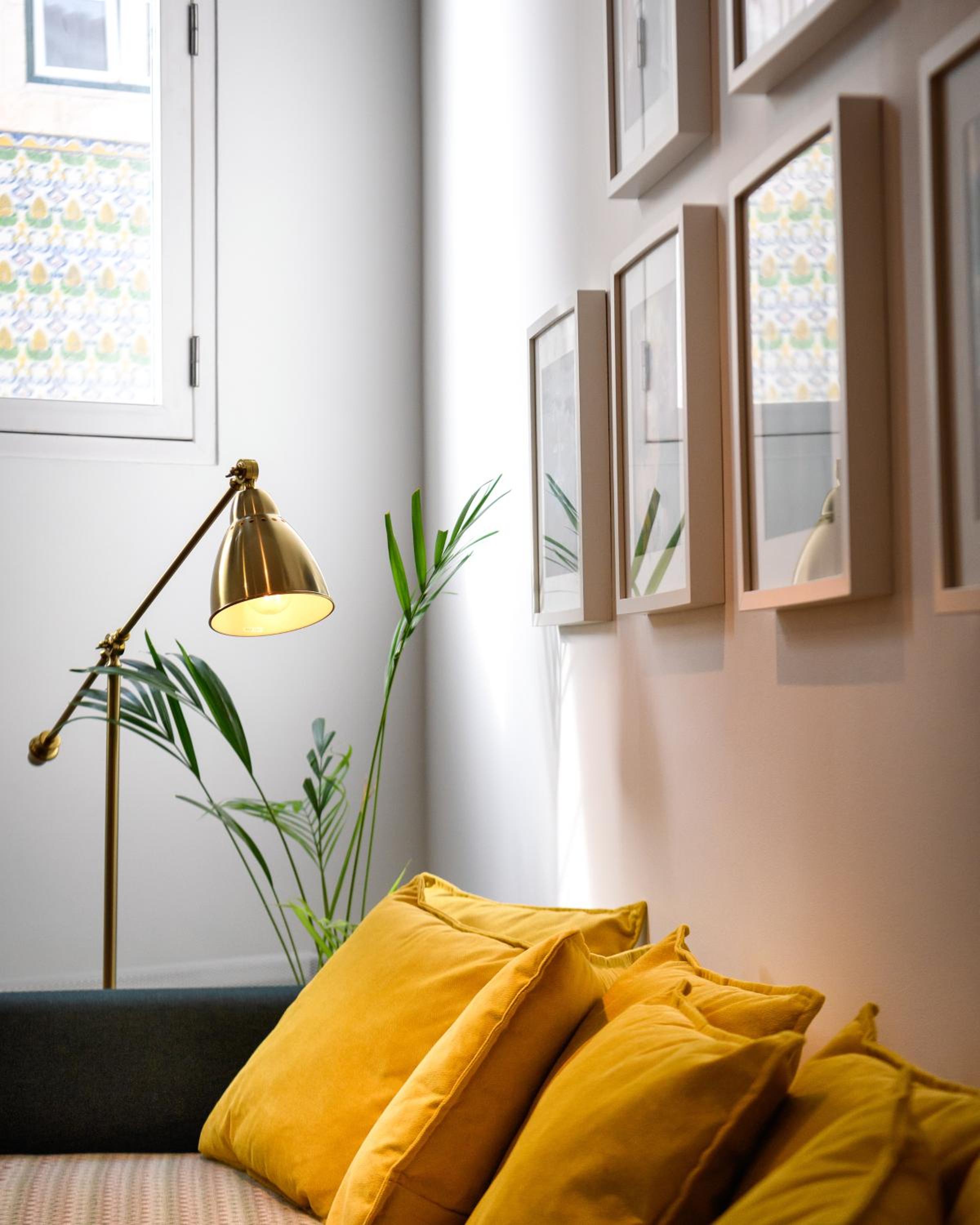 Alfama Yellow House