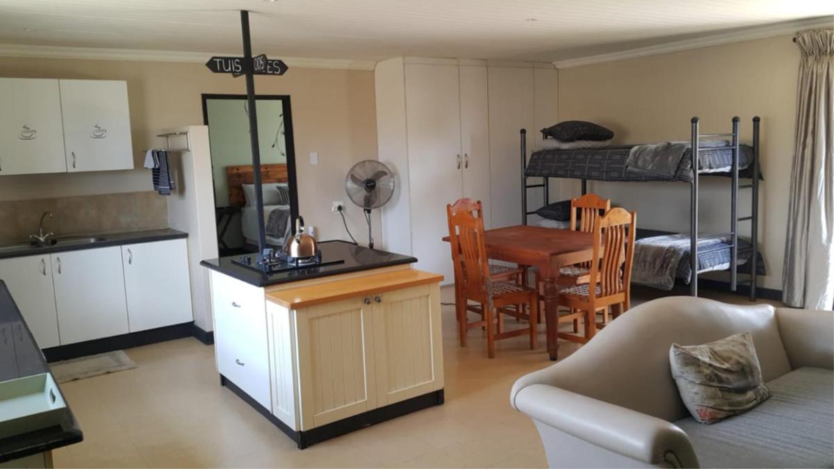 Linquenda Guest Farm view 4