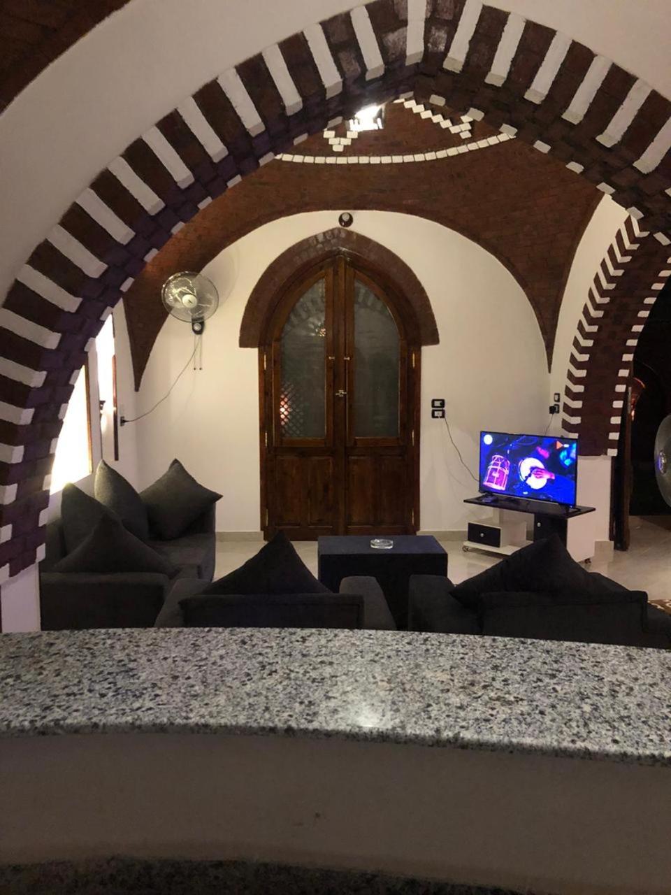 Oriental house view 4