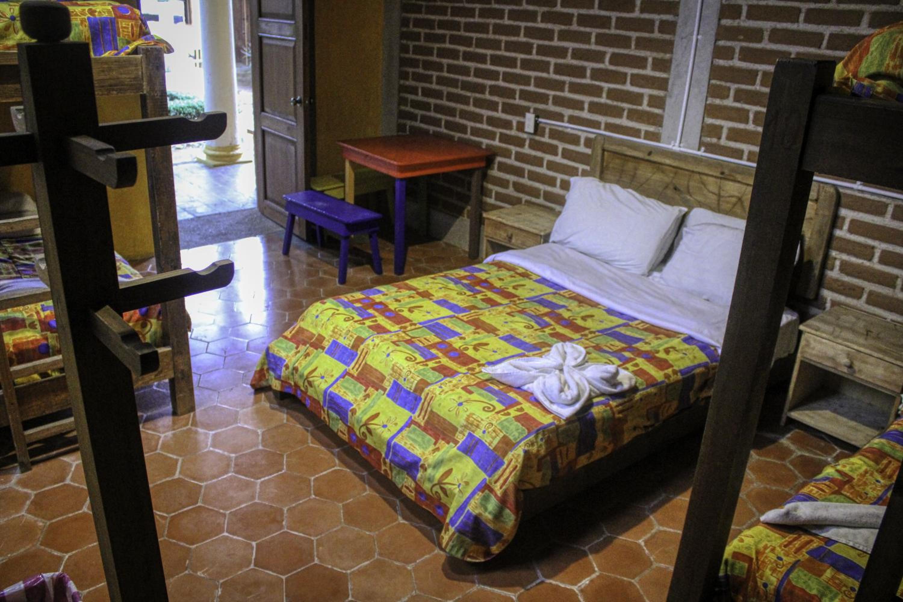 Rossco Hostel & Hotel