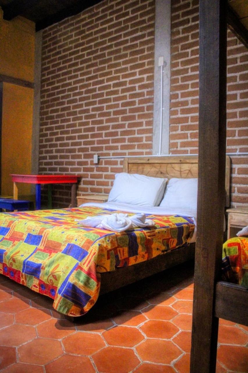 Rossco Hostel & Hotel