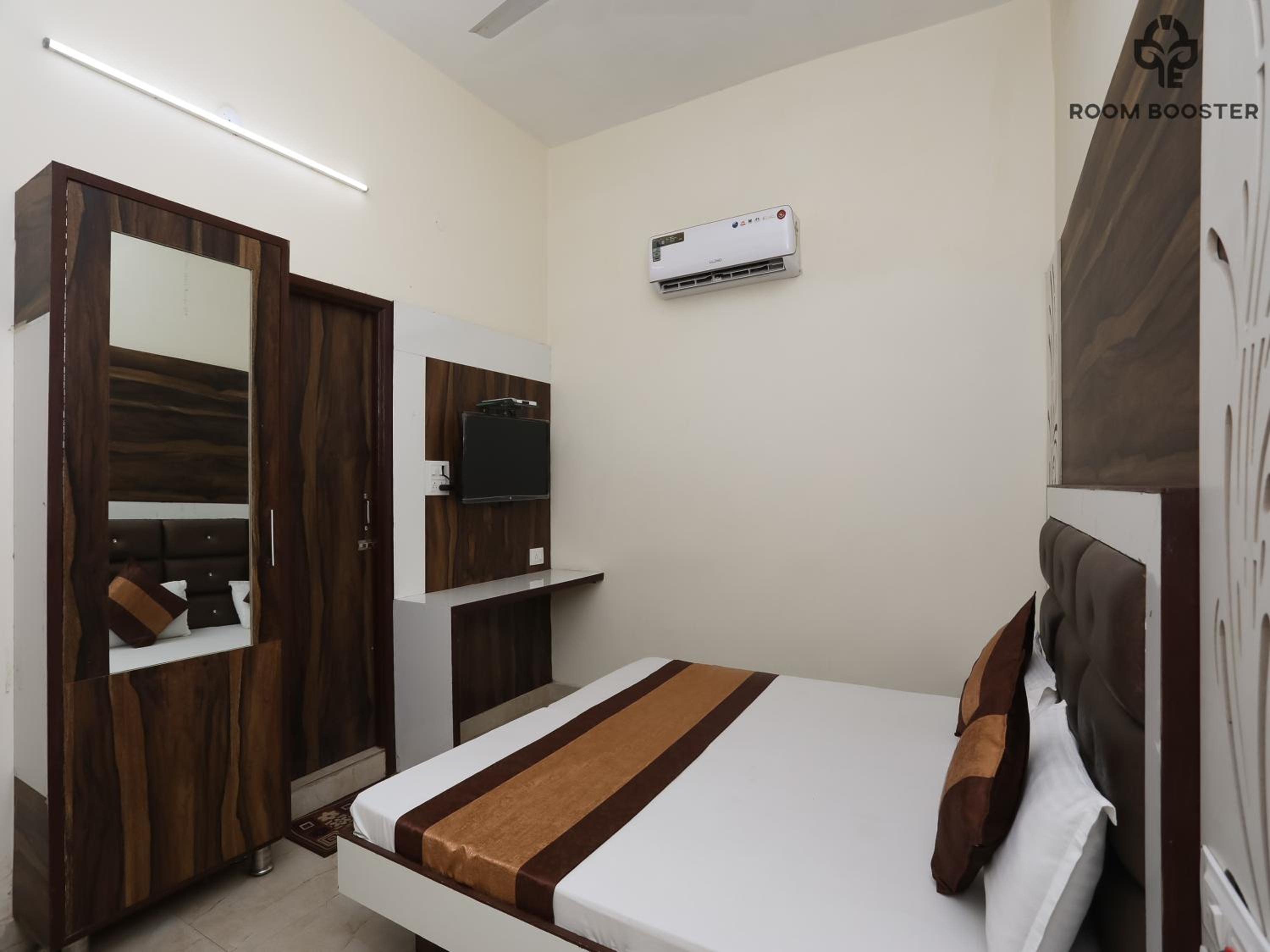 Hotel Sehmi's Best Rest Inn