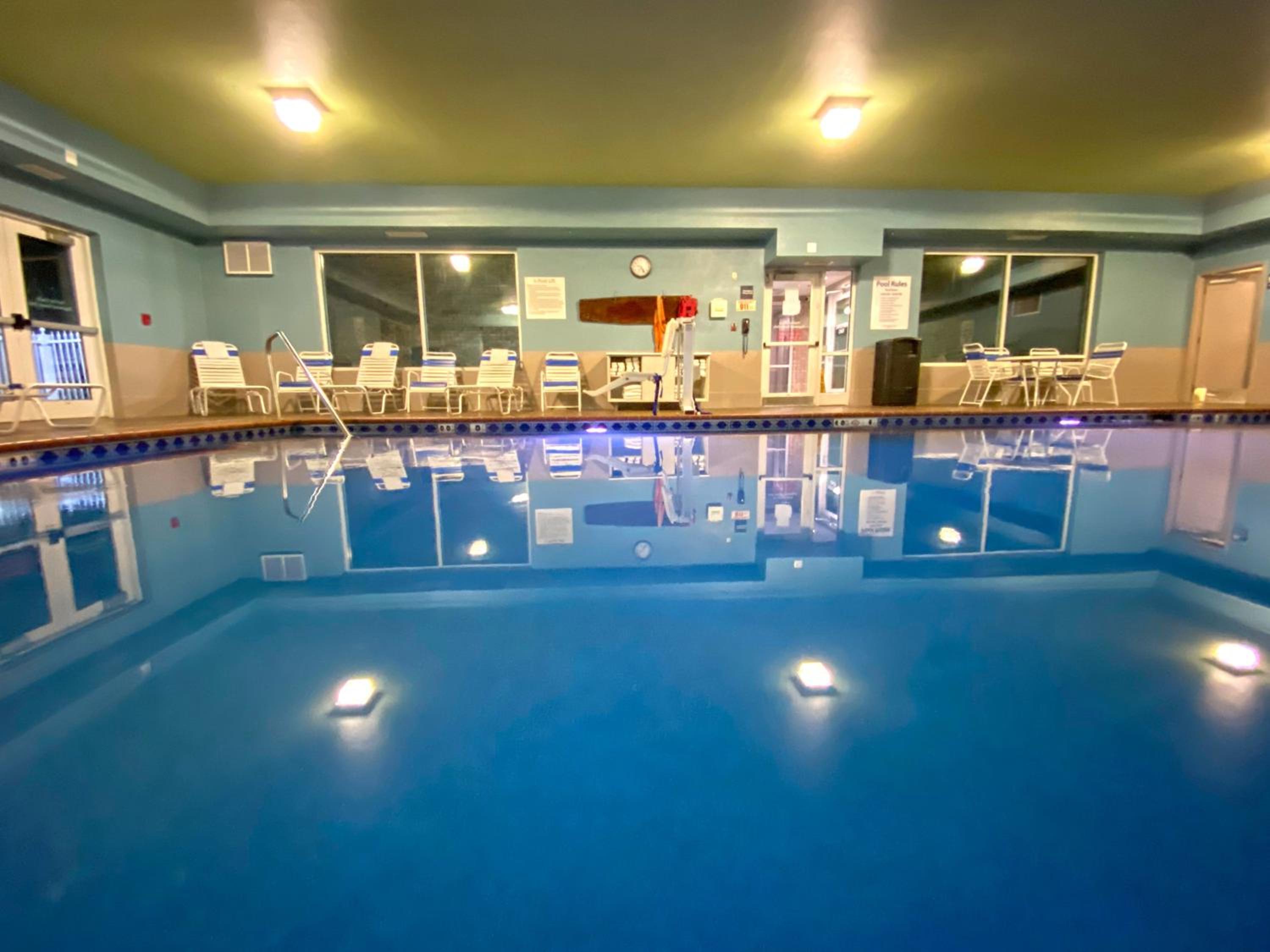 Somerset Vacations - Holiday Inn Express Hotel  Suites Somerset Central, an IHG Hotel - Property Image 19