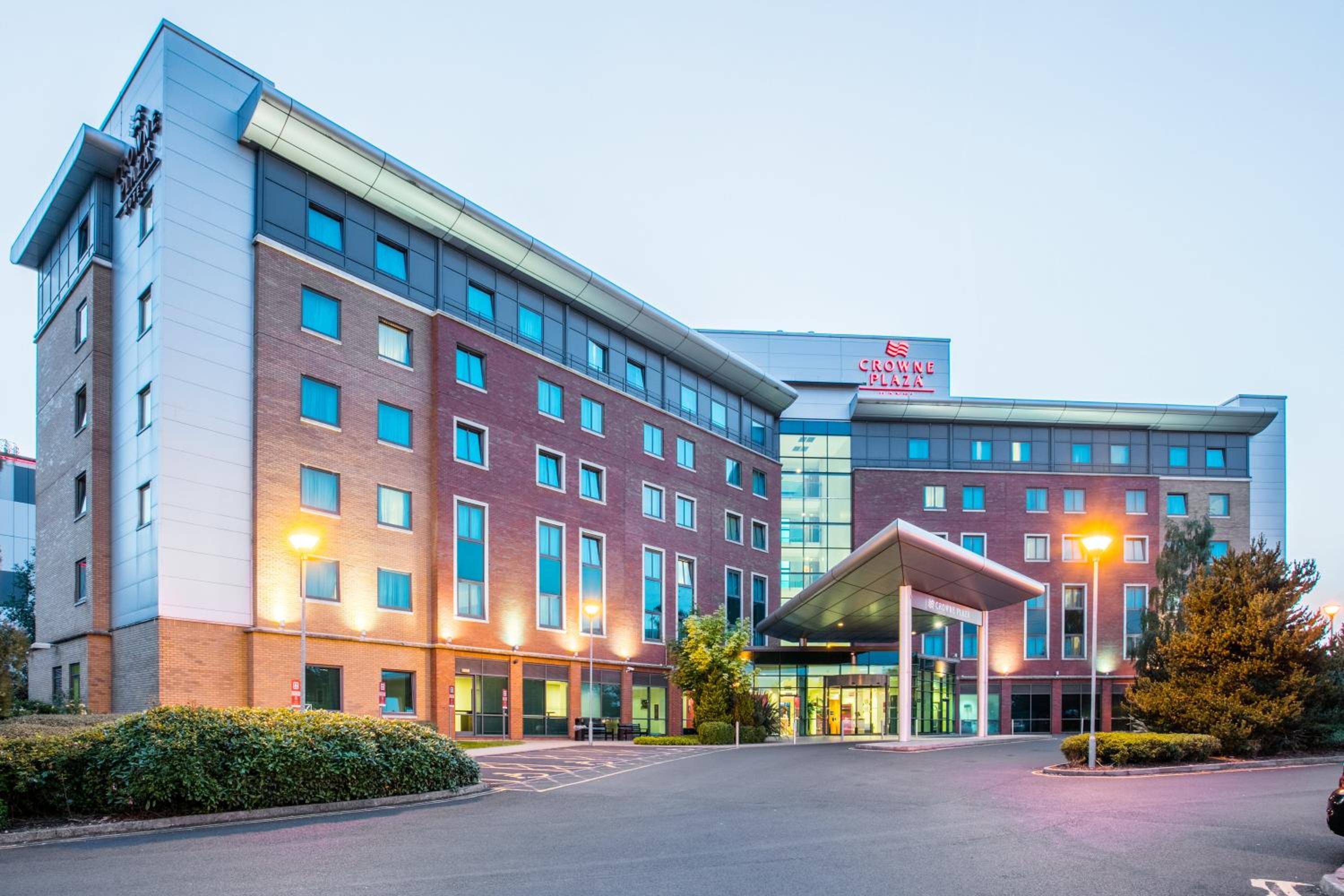 Hotel Crowne Plaza Birmingham NEC, an IHG Hotel - Image 1