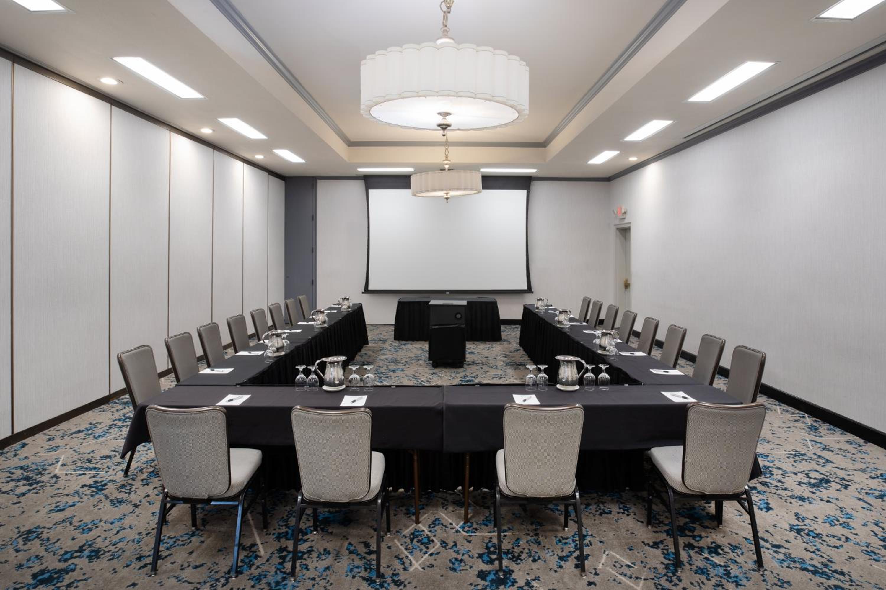 Crowne Plaza Costa Mesa Orange County, an IHG Hotel - Property Image 9