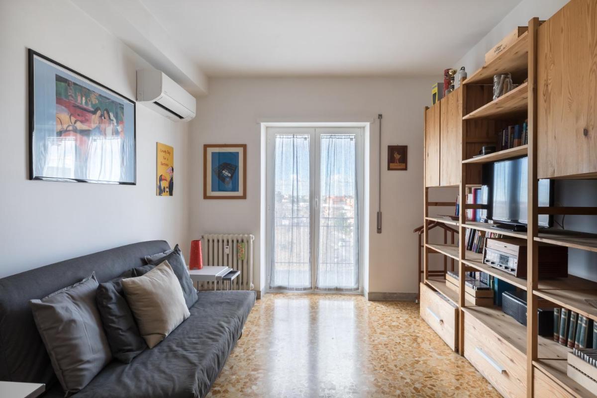 Amoretti Apartment, 6 persone, 3 camere, 2 bagni, balcone, Wi-Fi, Metro B Monti Tiburtini photo 3