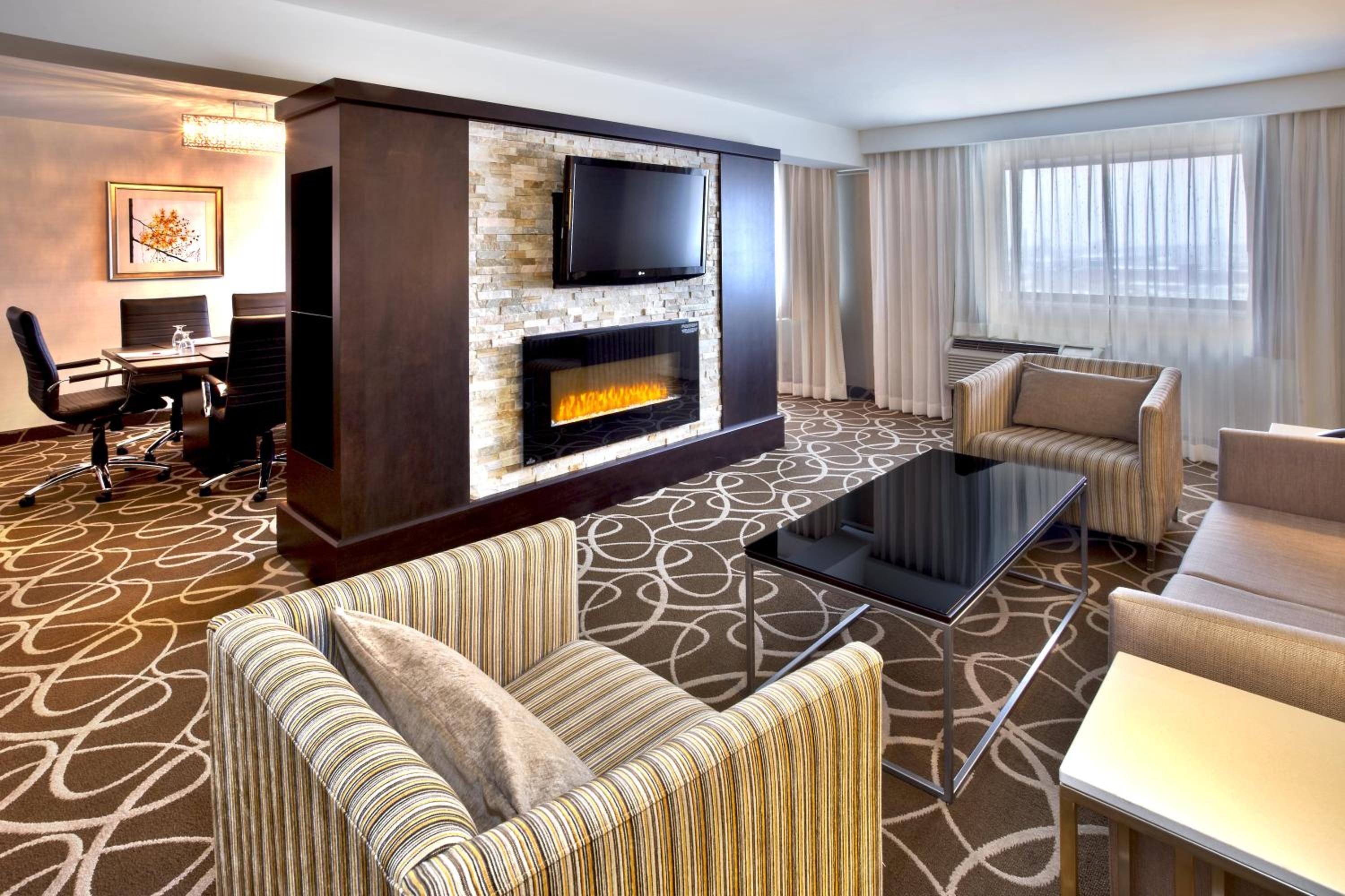 Kitchener Vacations - Crowne Plaza Kitchener-Waterloo, an IHG Hotel - Property Image 71