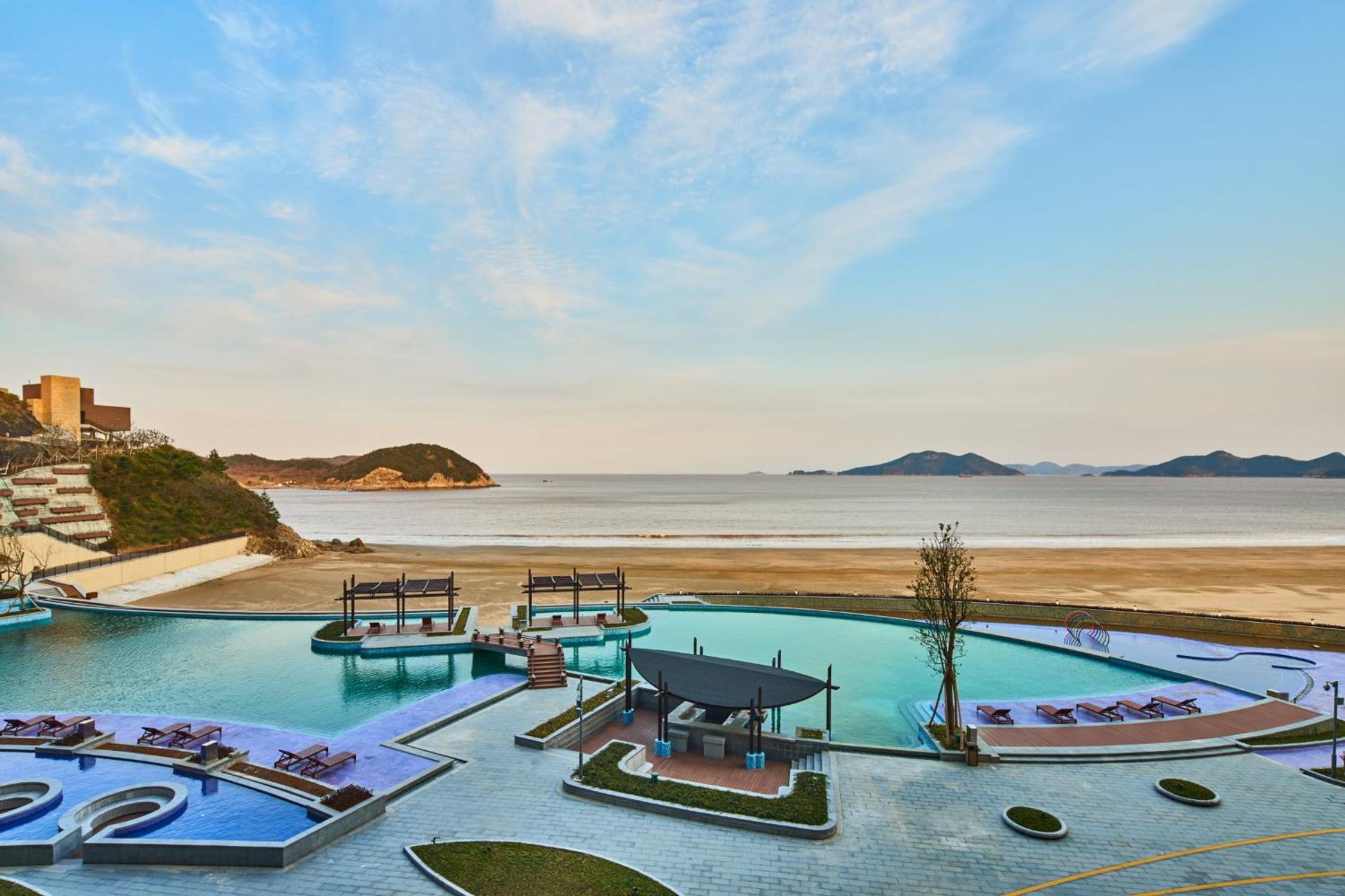 Crowne Plaza Ningbo Xiangshan Sea View by IHG