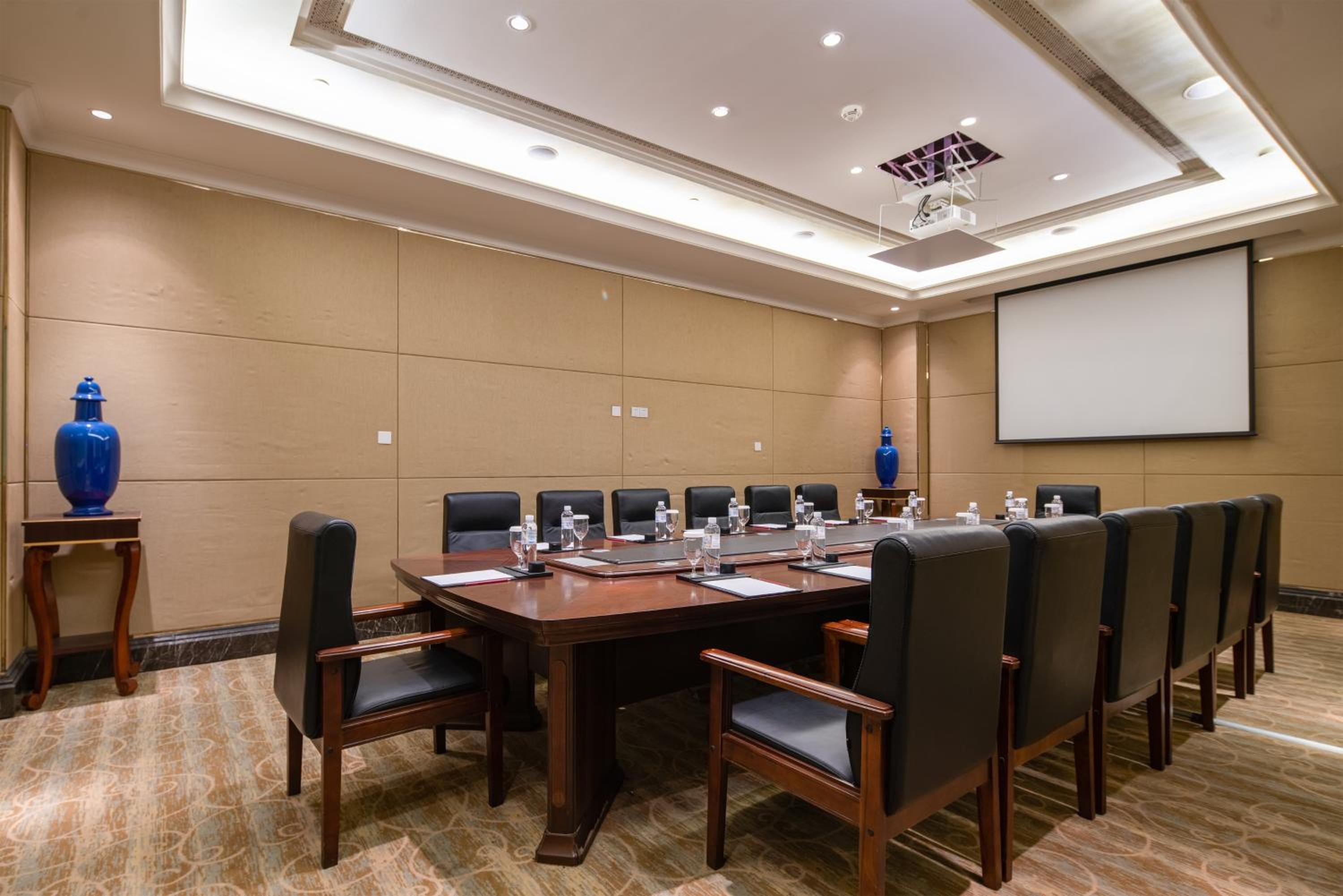 Crowne Plaza Resort Sanya Bay by IHG