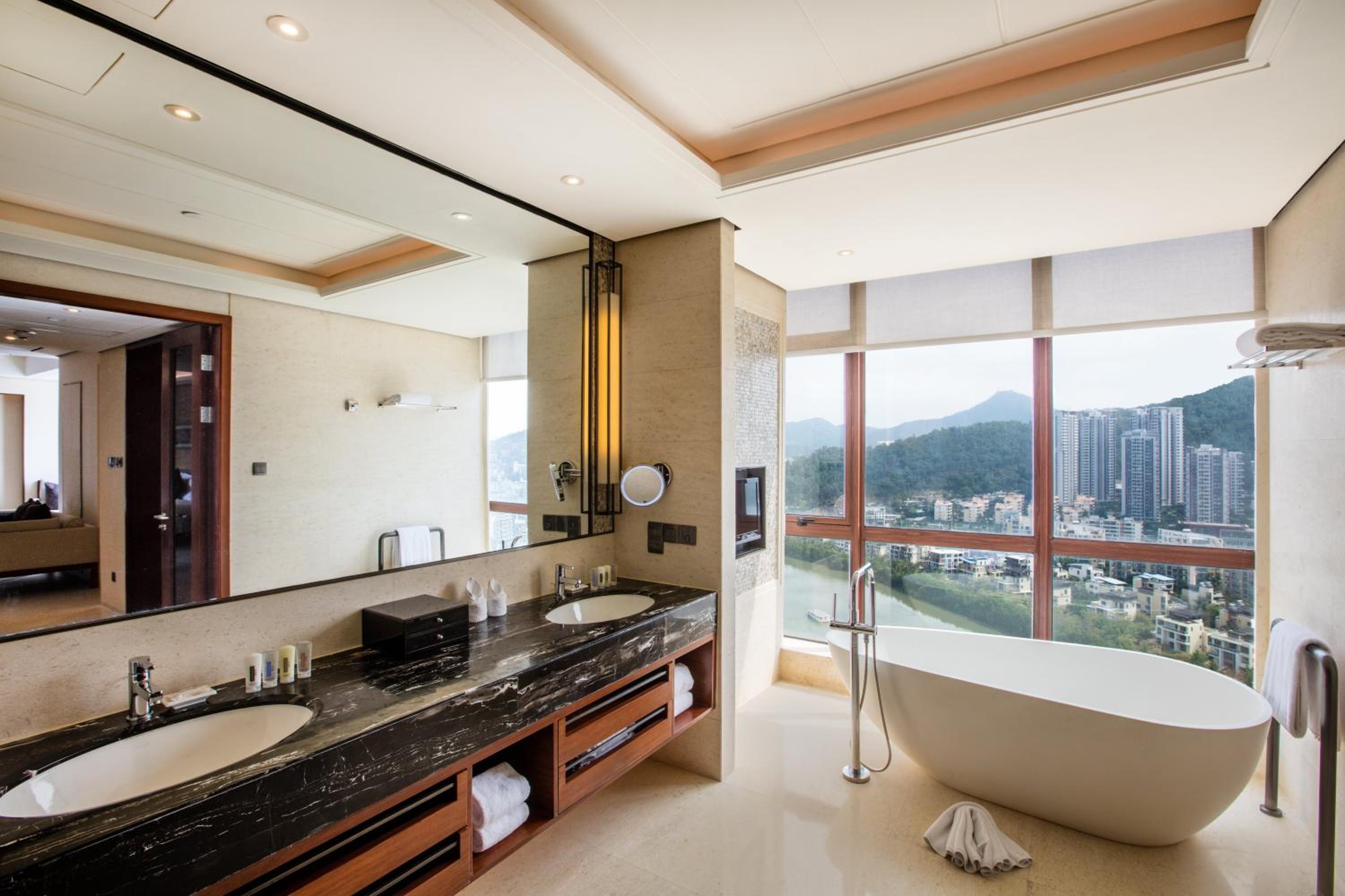 Crowne Plaza Sanya City Center by IHG