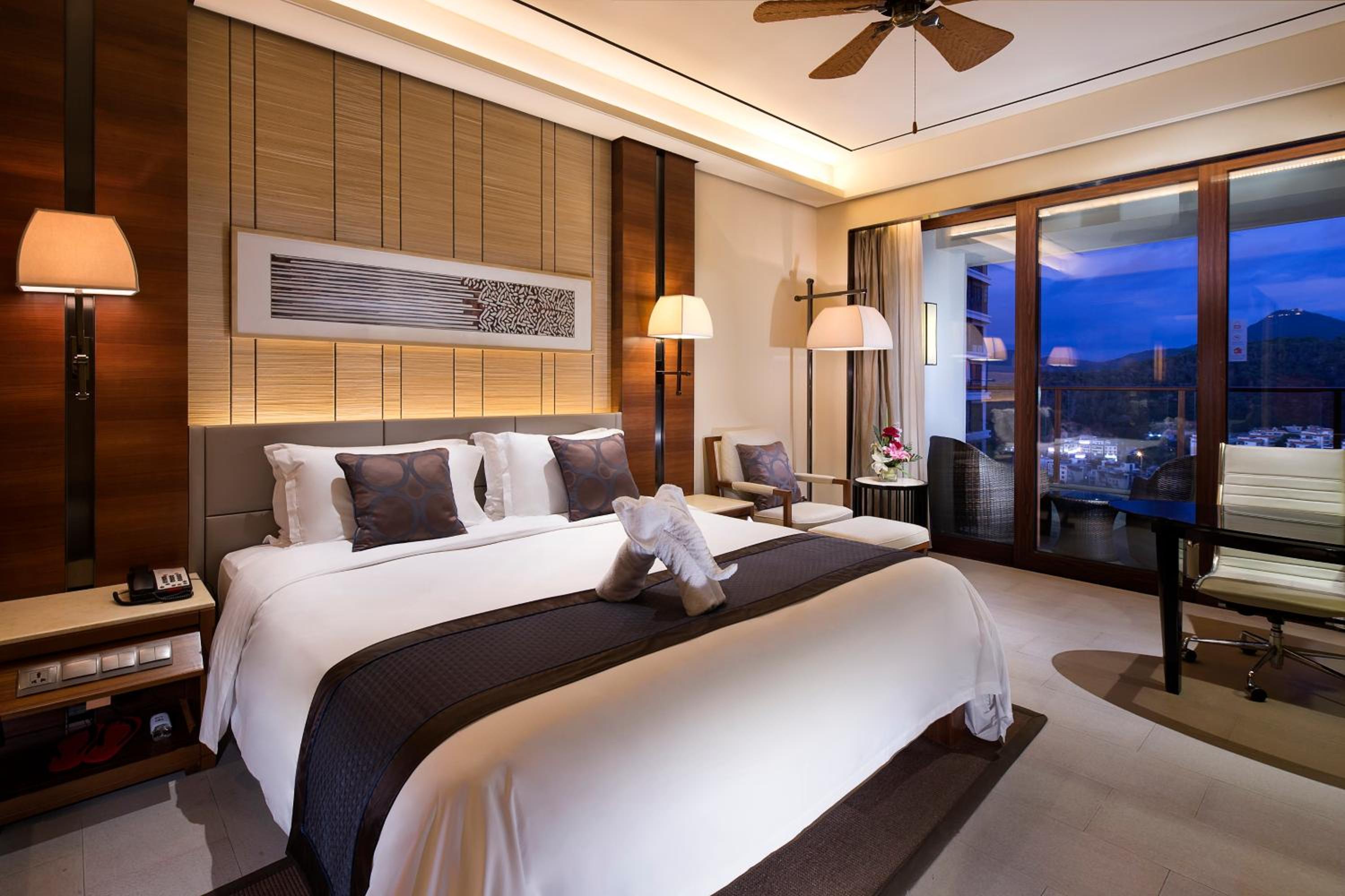 Crowne Plaza Sanya City Center by IHG