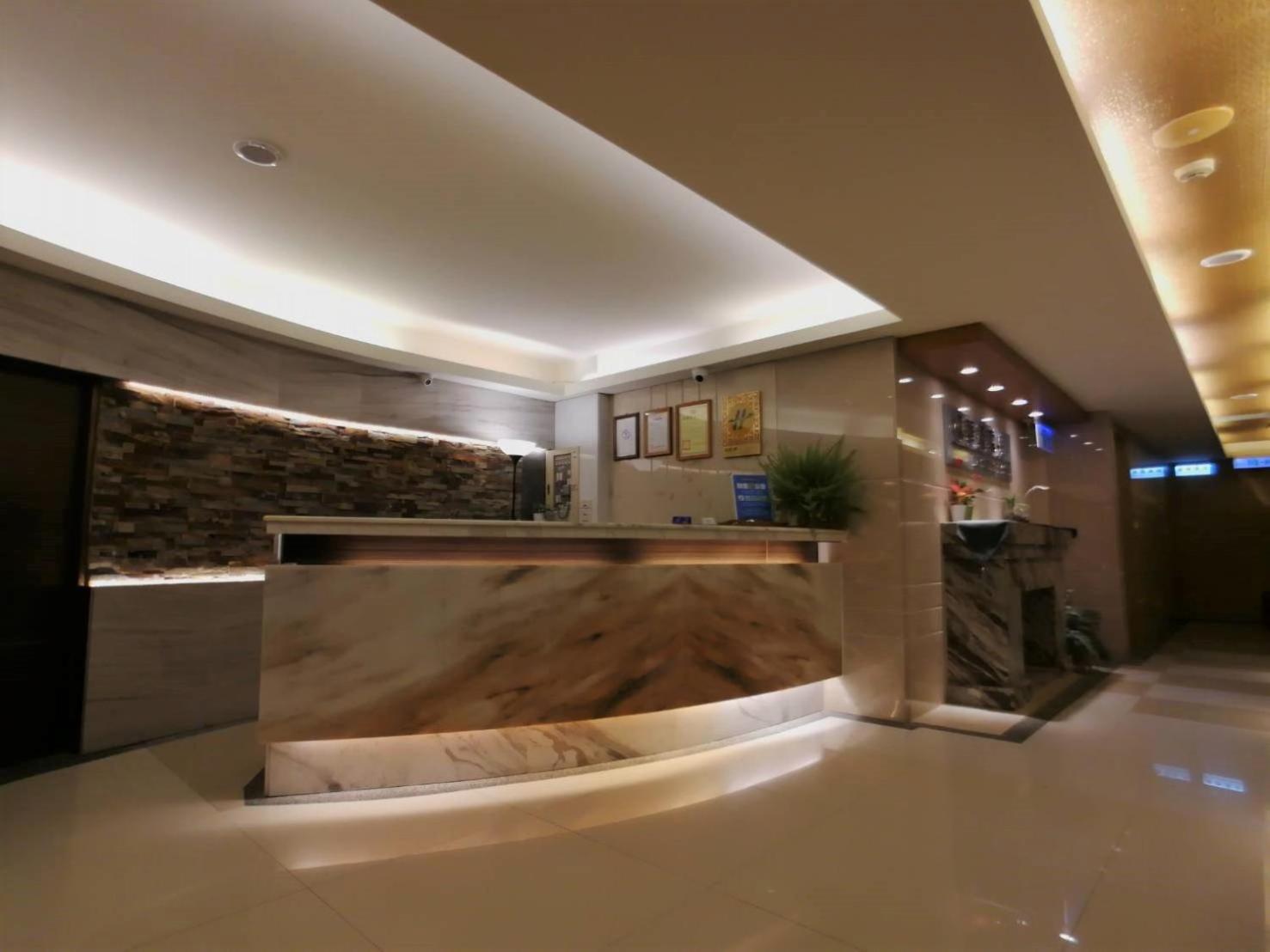 Michelle hotel