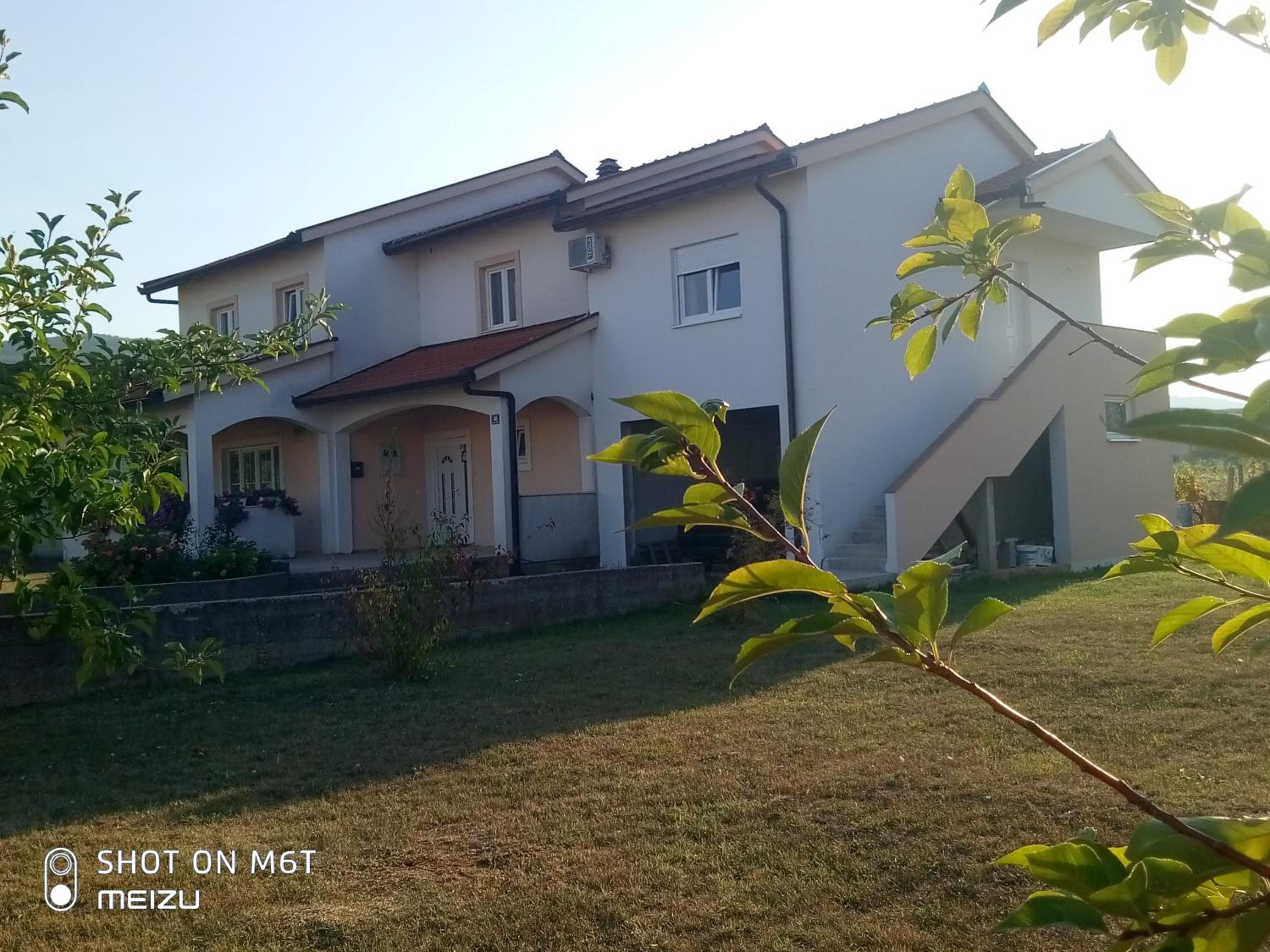 Apartmani Darko view 2