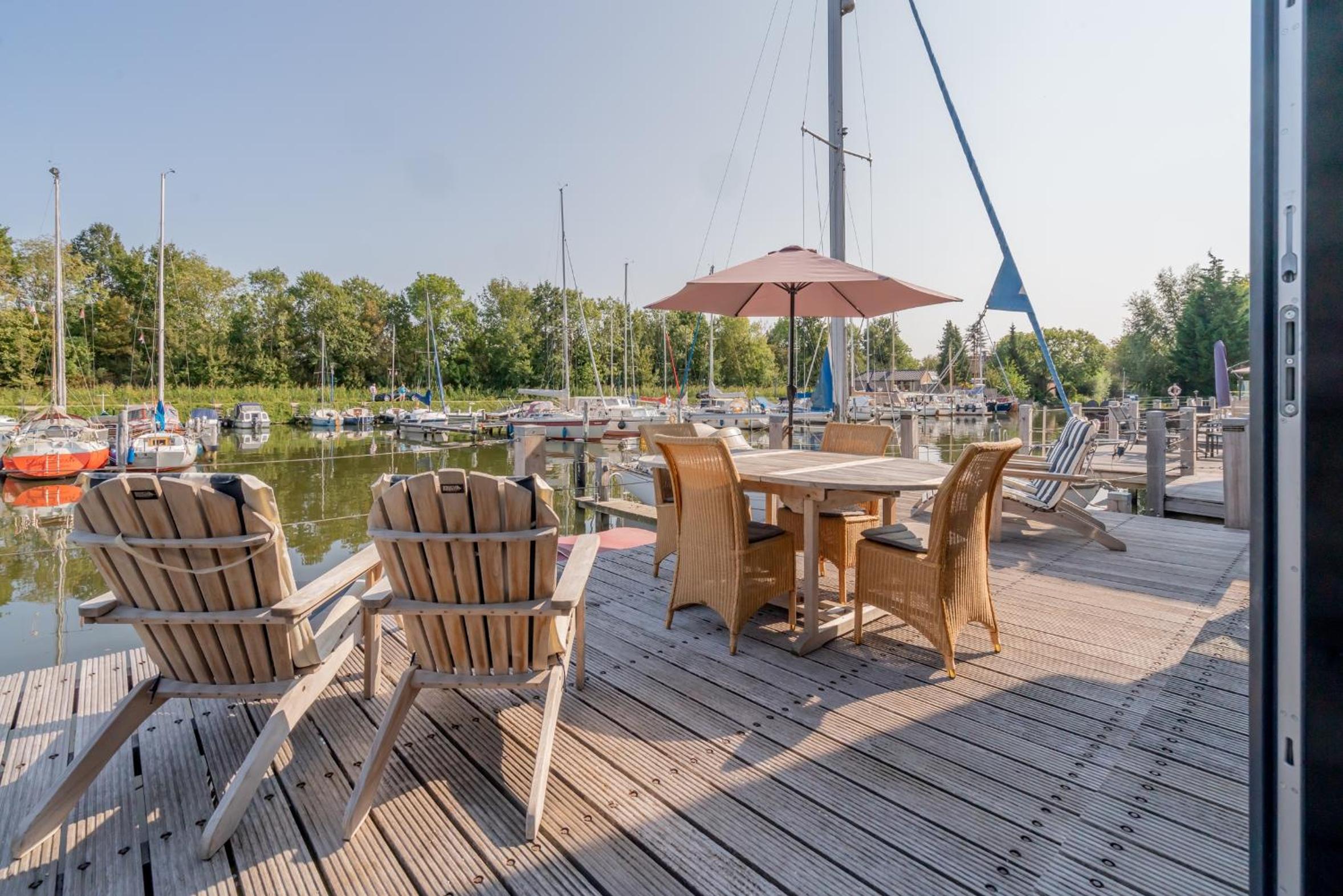 Nautic Rentals - Watervilla's Zuiderhoeve view 5