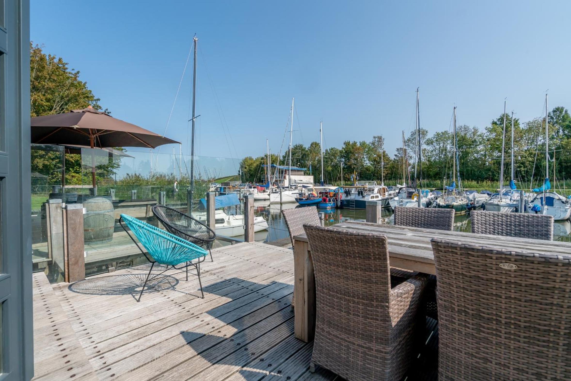 Nautic Rentals - Watervilla's Zuiderhoeve view 4