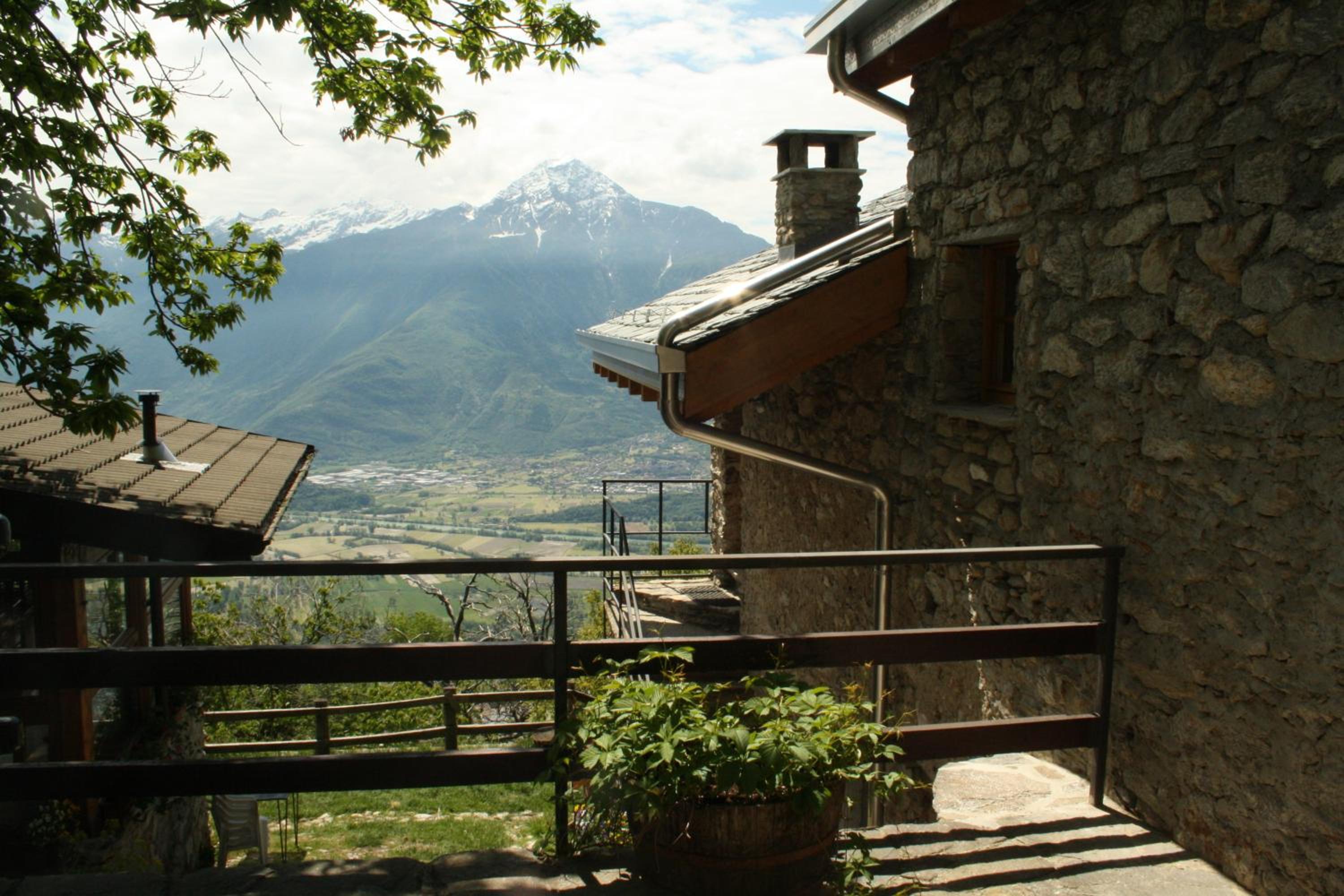 Photo 25