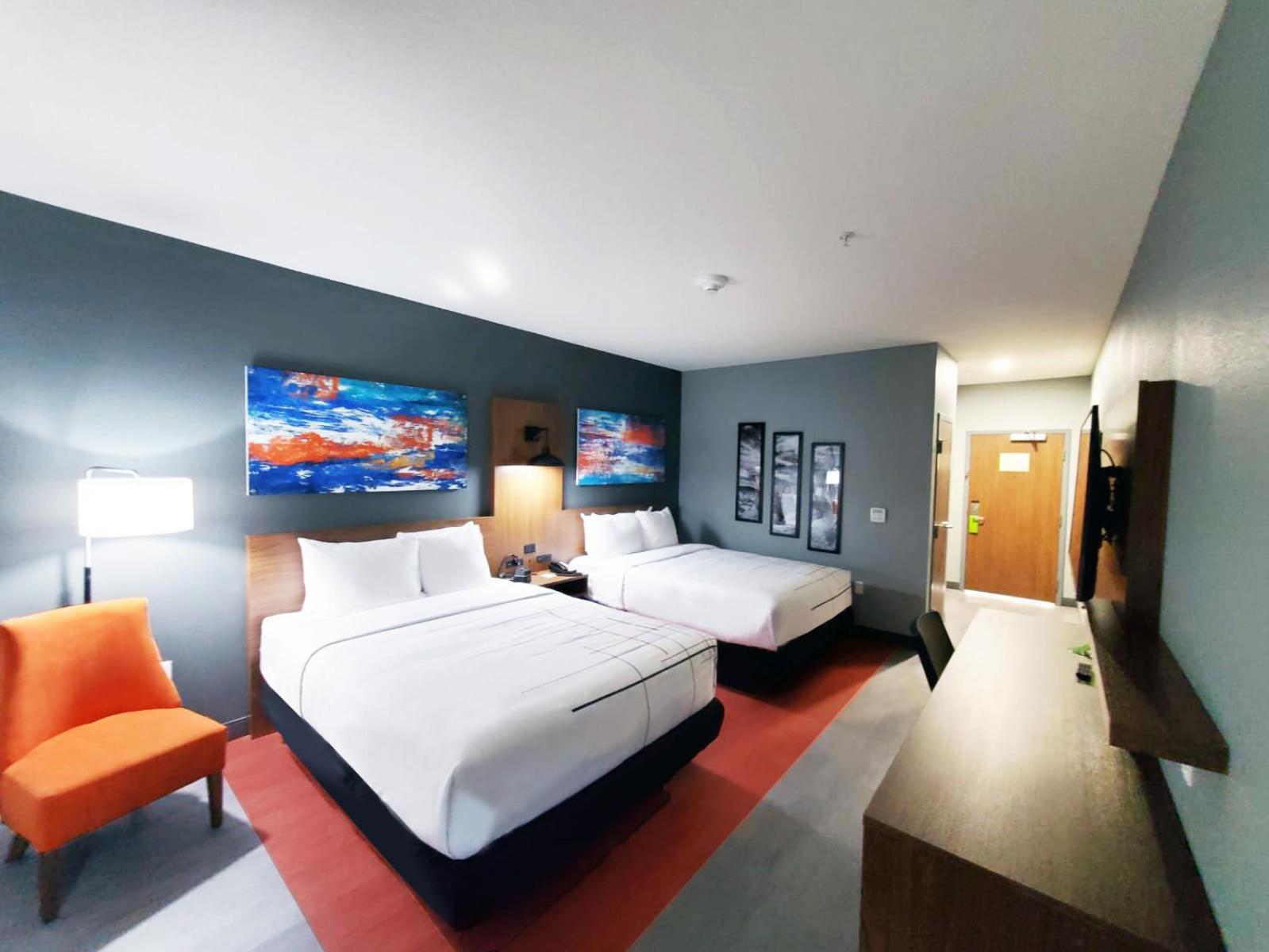 Fort Stockton Vacations - La Quinta Inn  Suites by Wyndham Fort Stockton Northeast - Property Image 4