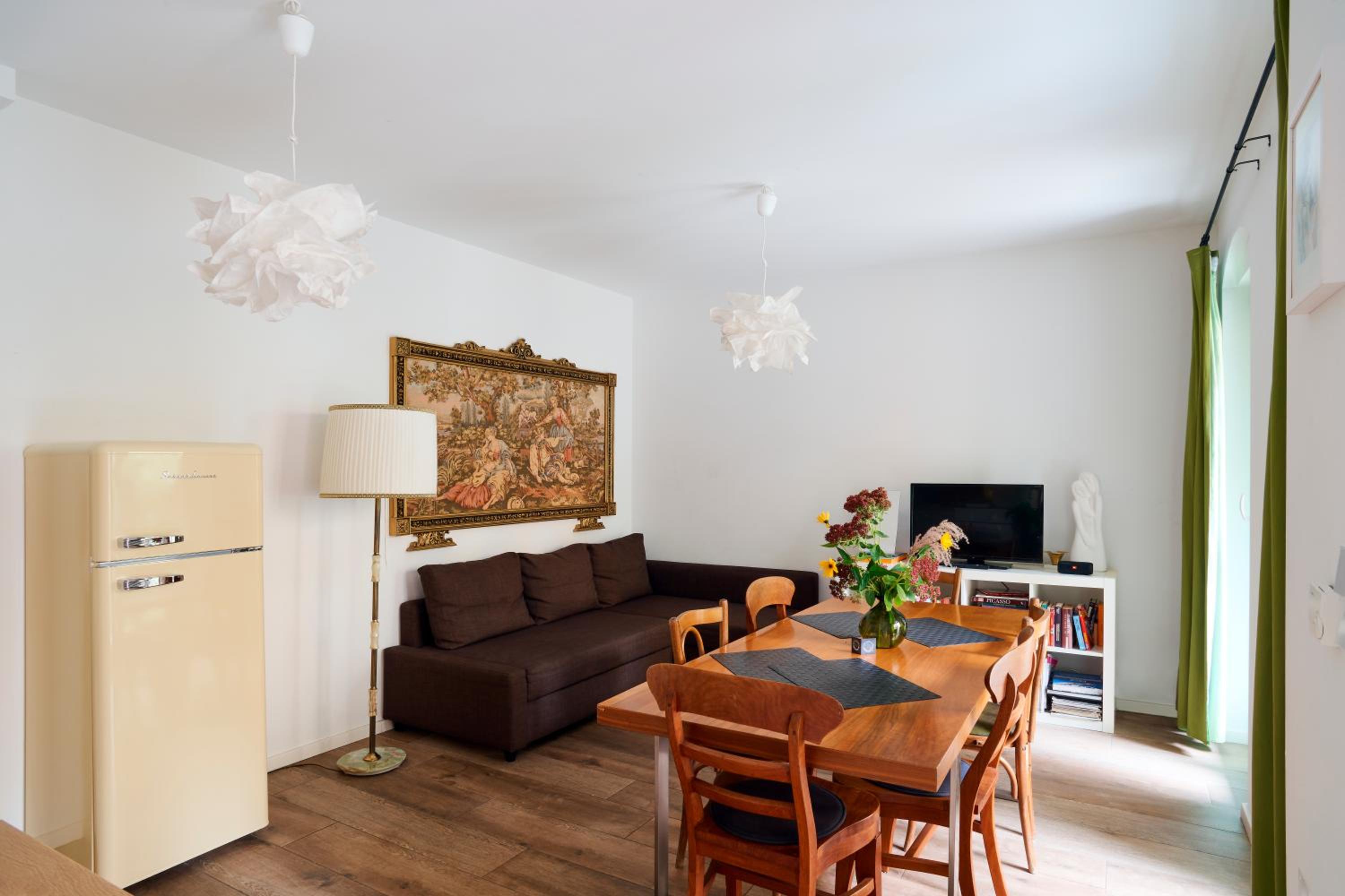 Beautiful and Cozy Remise for up to 6 Guests