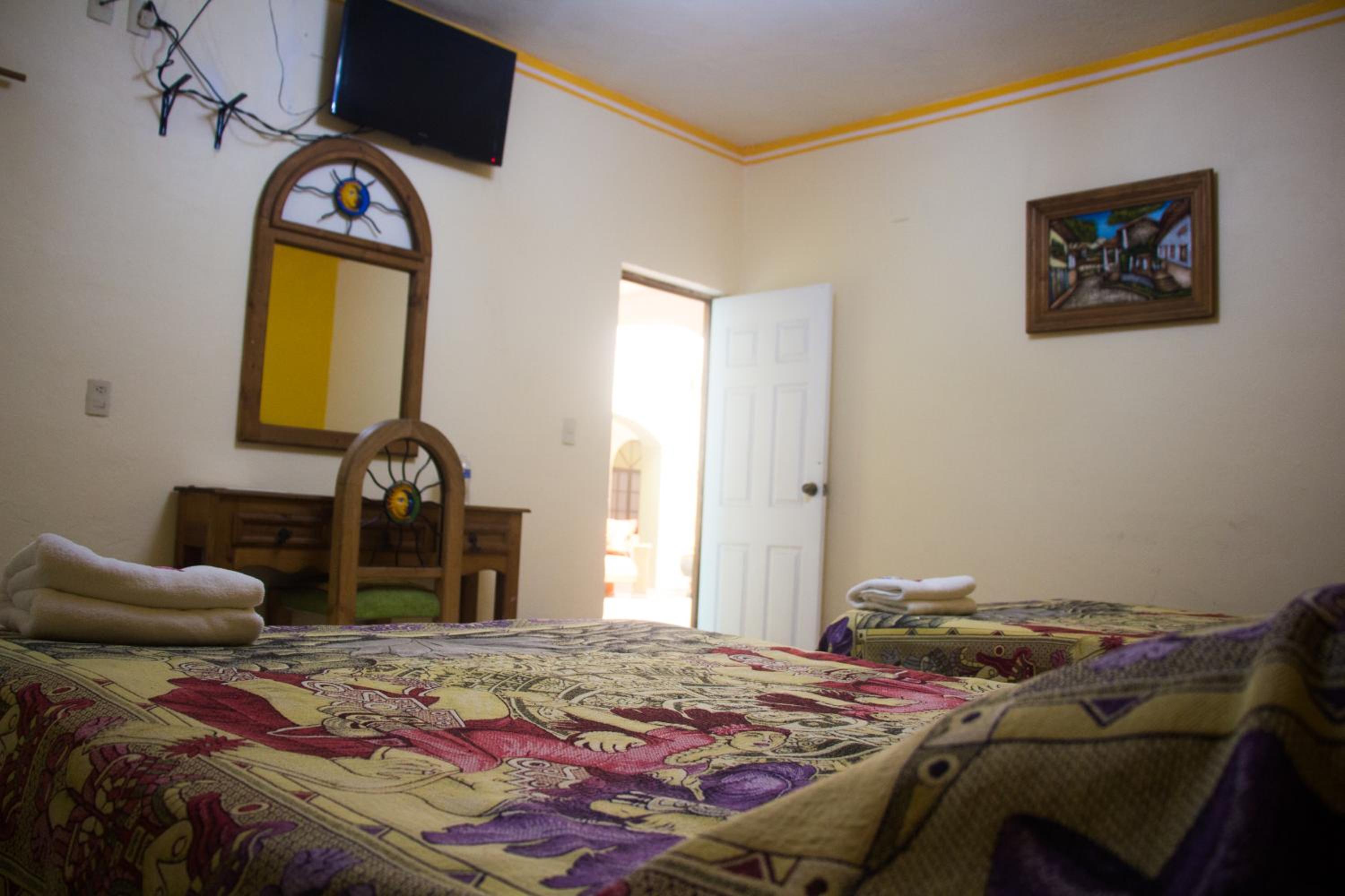 Colima Vacations - Hotel Morelos Colima - Property Image 4