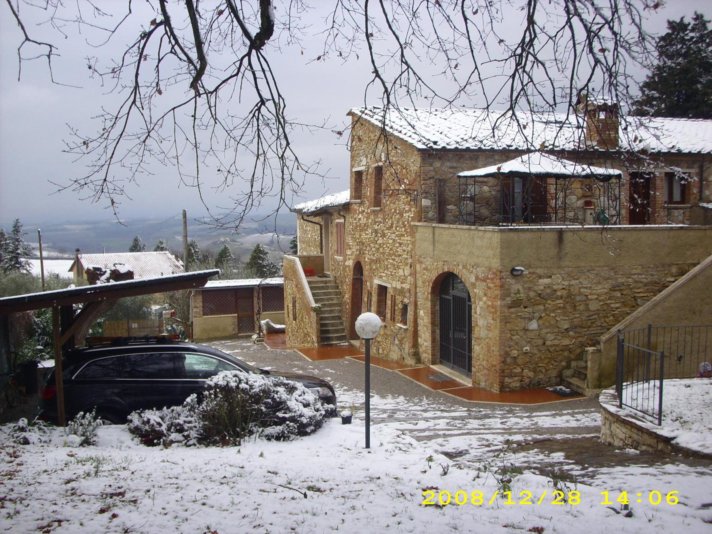 Photo 28