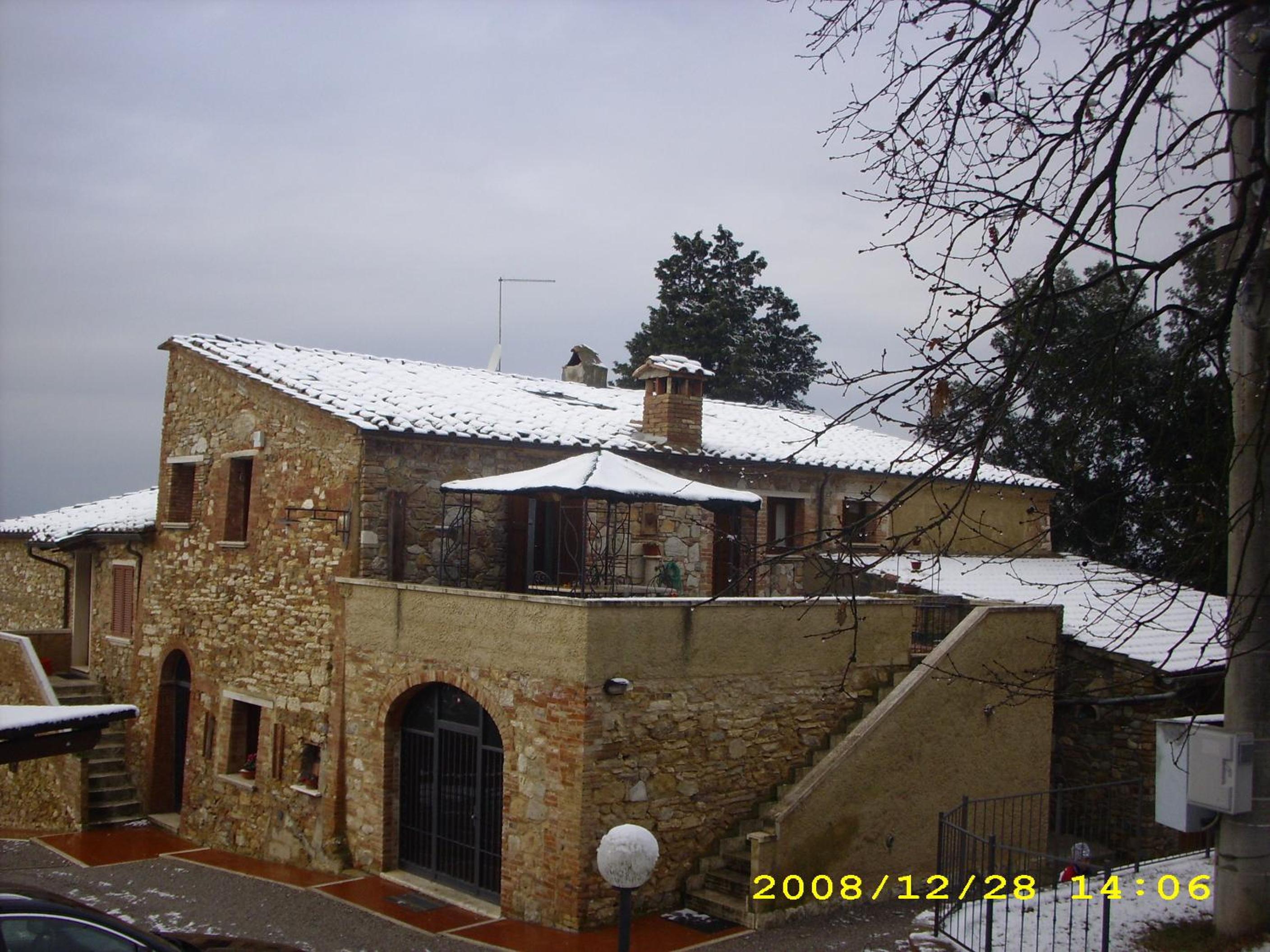 Photo 27