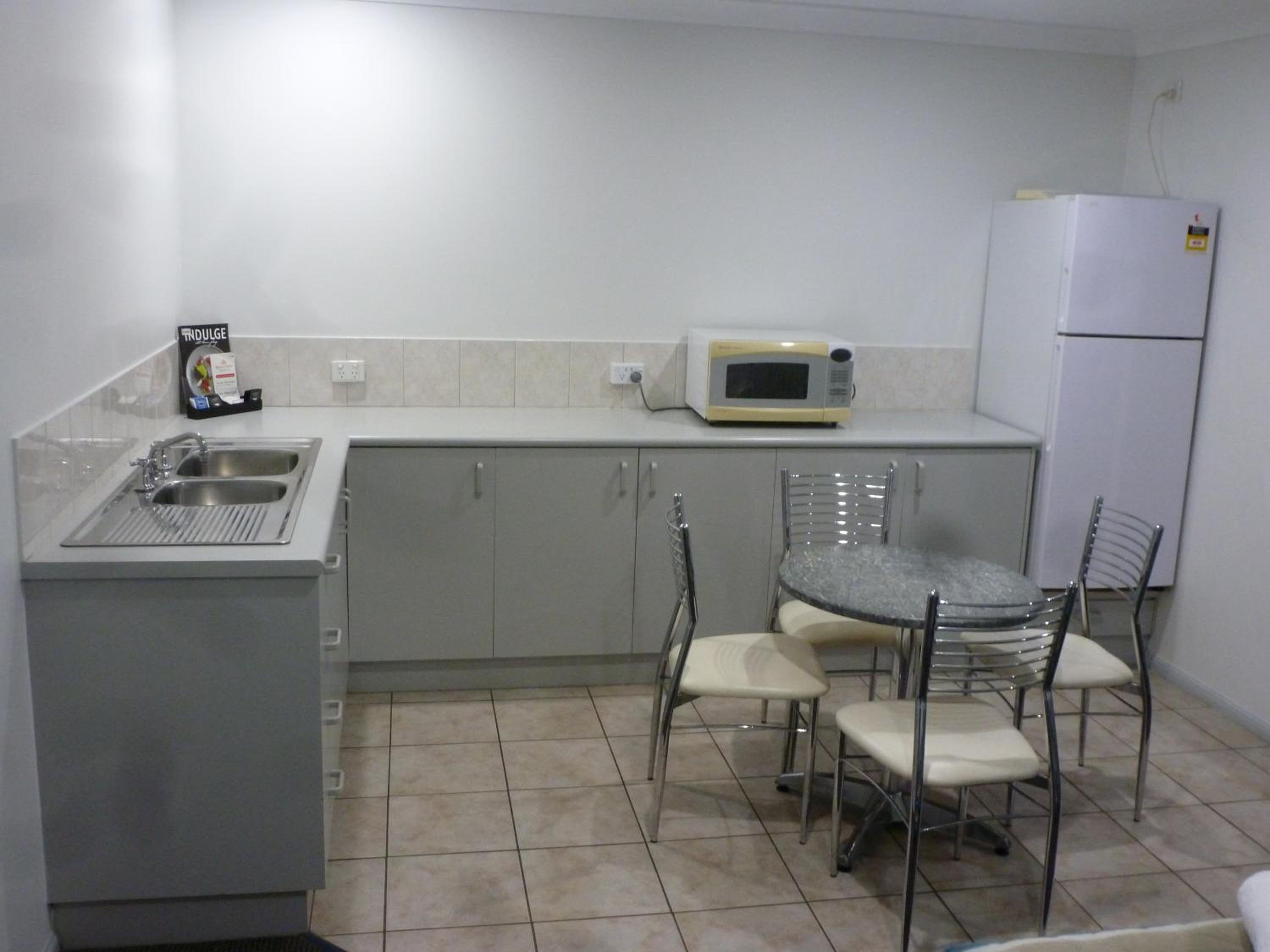 Aspley Carsel Motor Inn